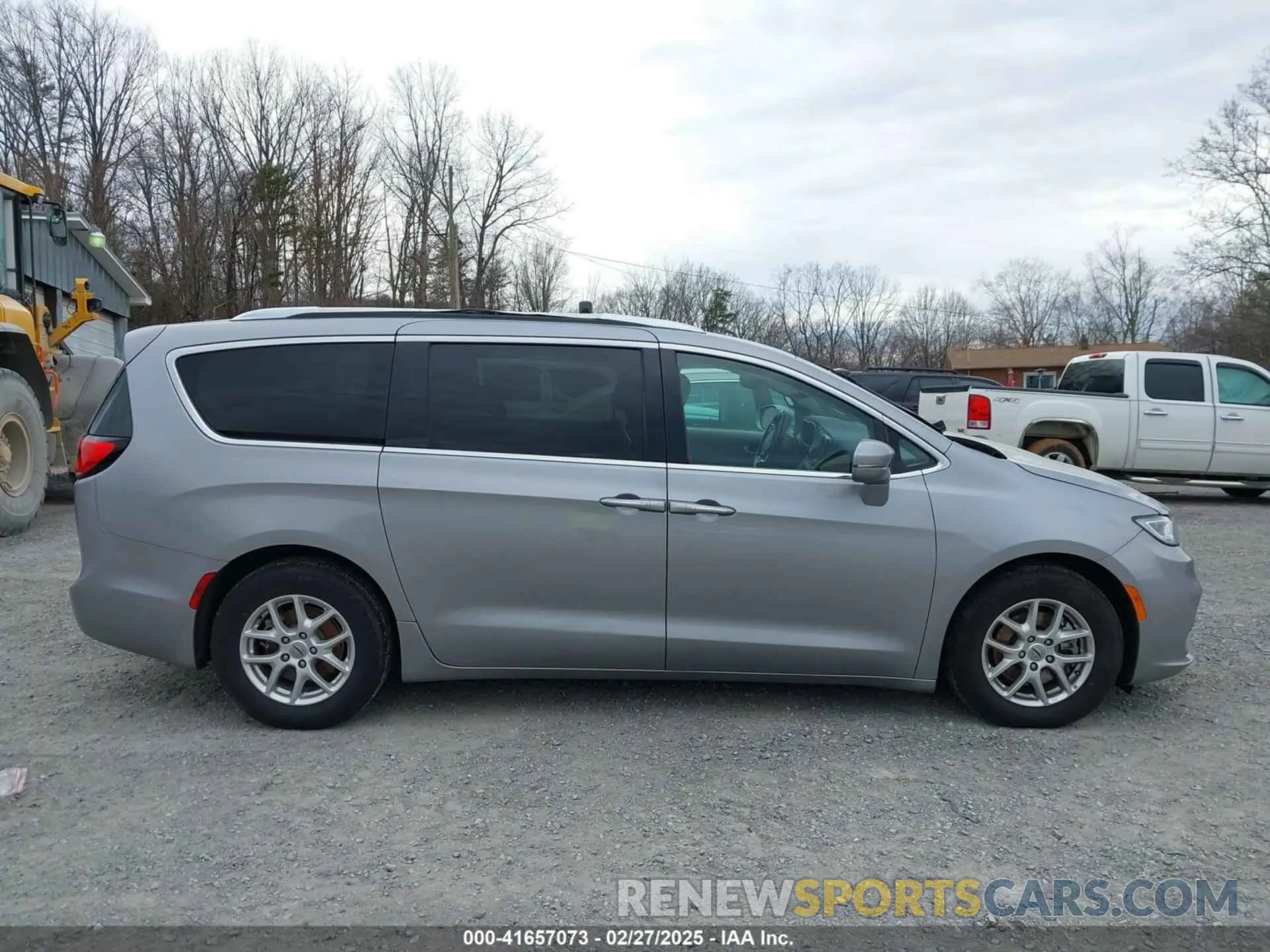 14 Photograph of a damaged car 2C4RC1BG3MR542543 CHRYSLER PACIFICA 2021