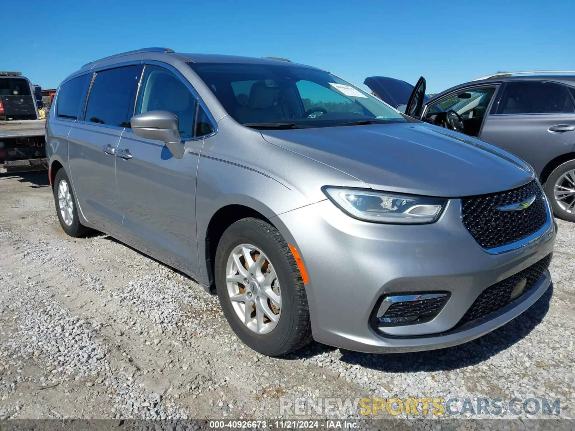 1 Photograph of a damaged car 2C4RC1BG3MR560234 CHRYSLER PACIFICA 2021
