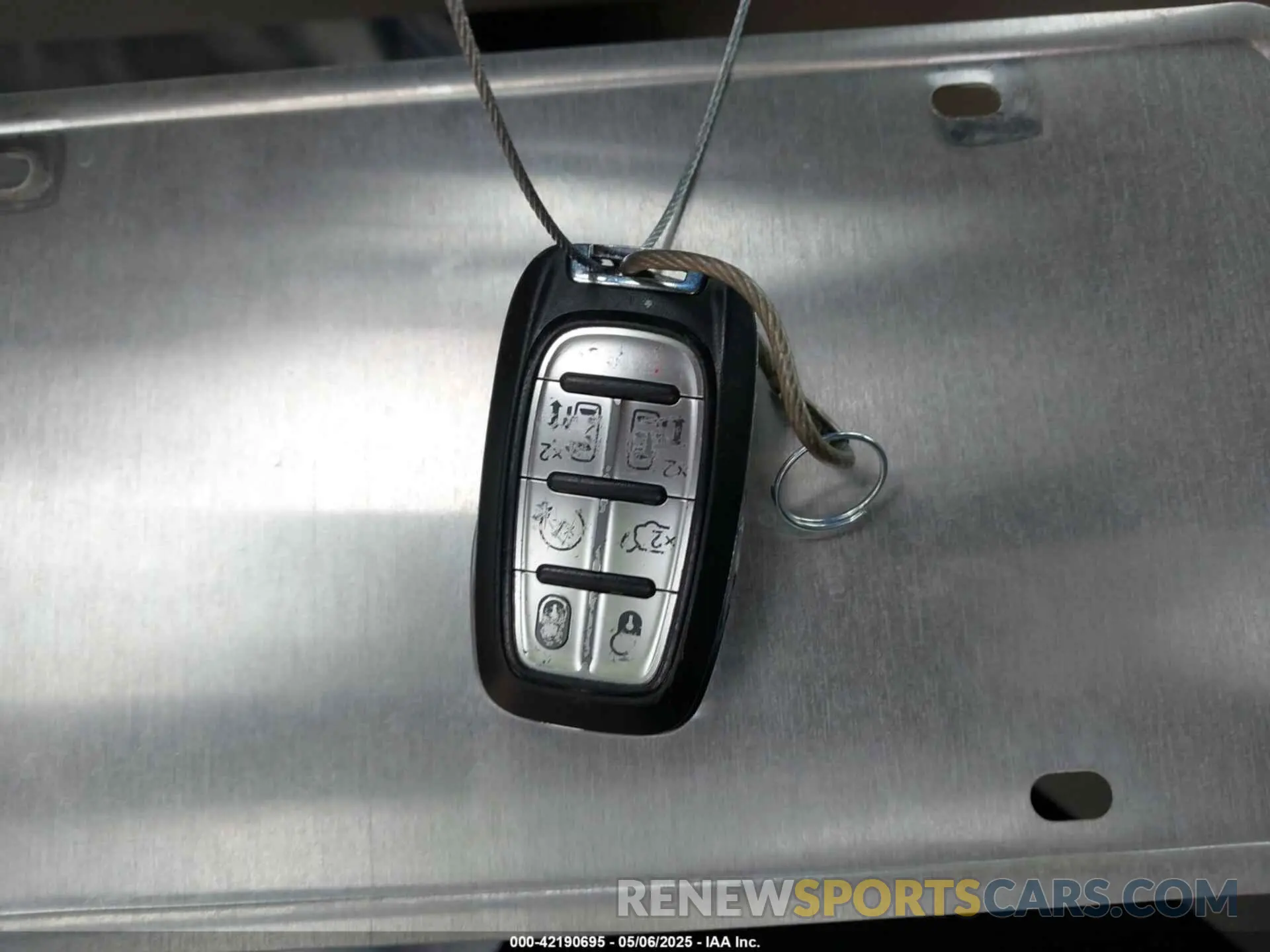 11 Фотография поврежденного автомобиля 2C4RC1BG3MR574439 CHRYSLER PACIFICA 2021