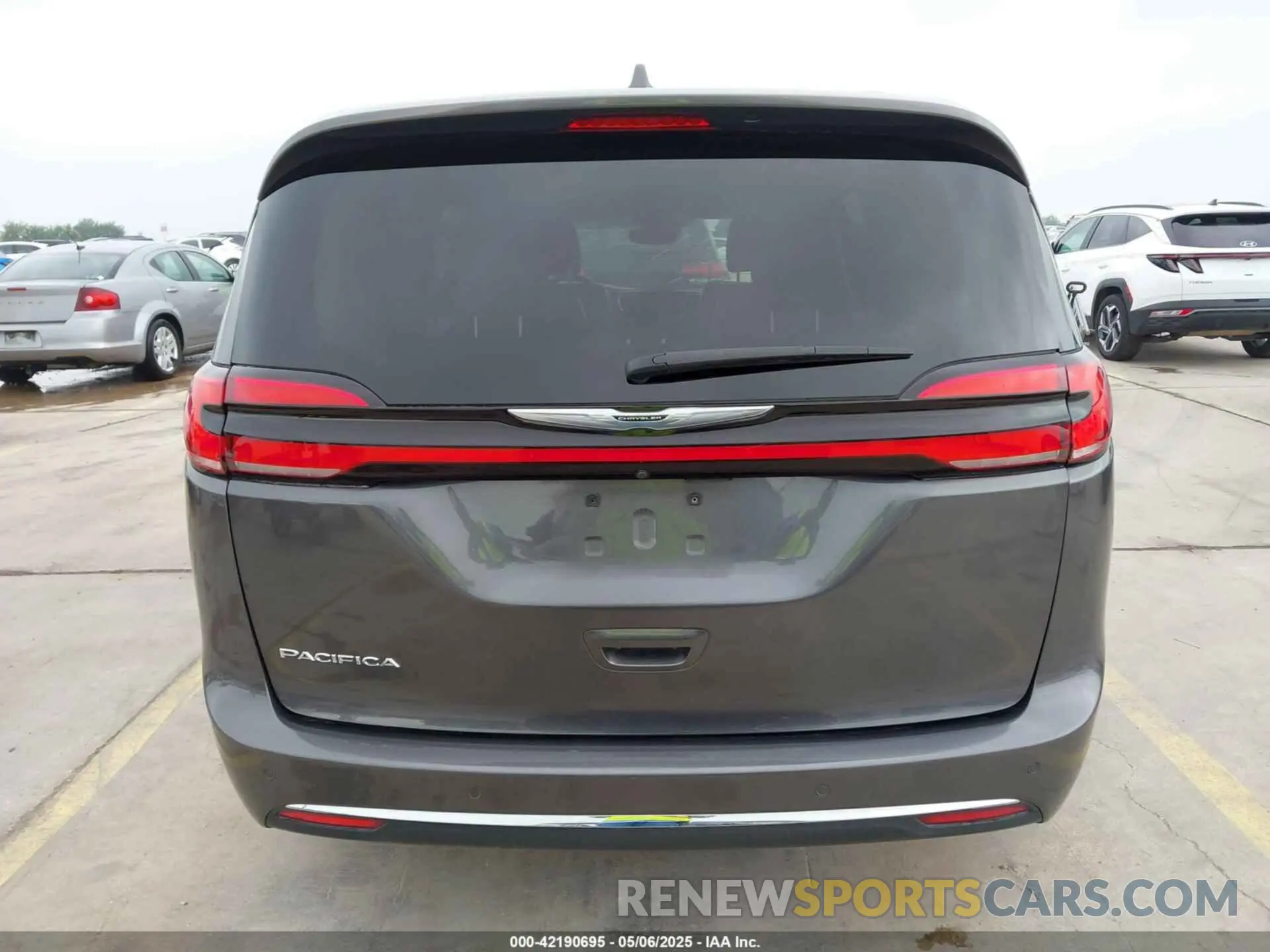 16 Фотография поврежденного автомобиля 2C4RC1BG3MR574439 CHRYSLER PACIFICA 2021
