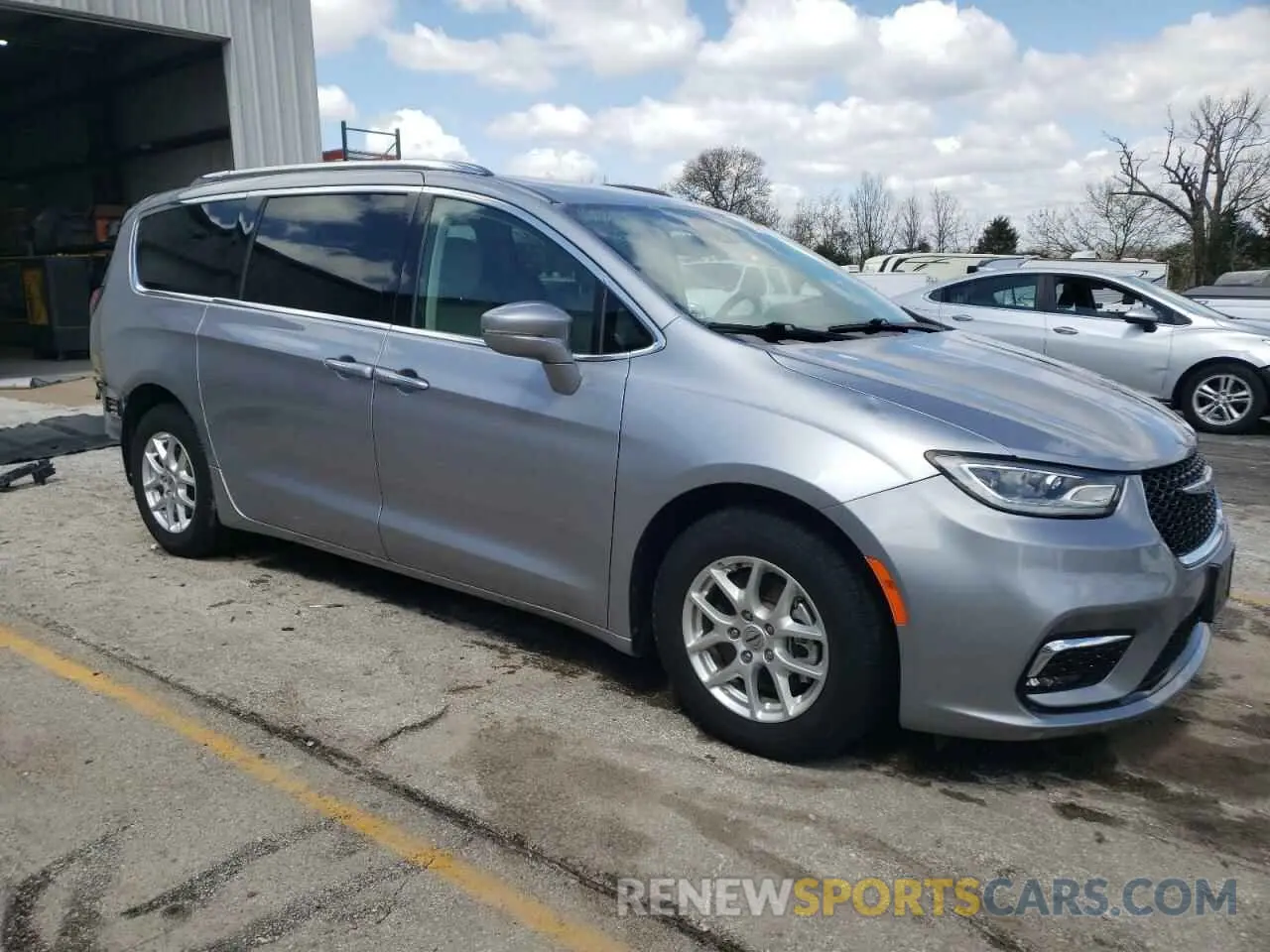 4 Photograph of a damaged car 2C4RC1BG3MR574988 CHRYSLER PACIFICA 2021