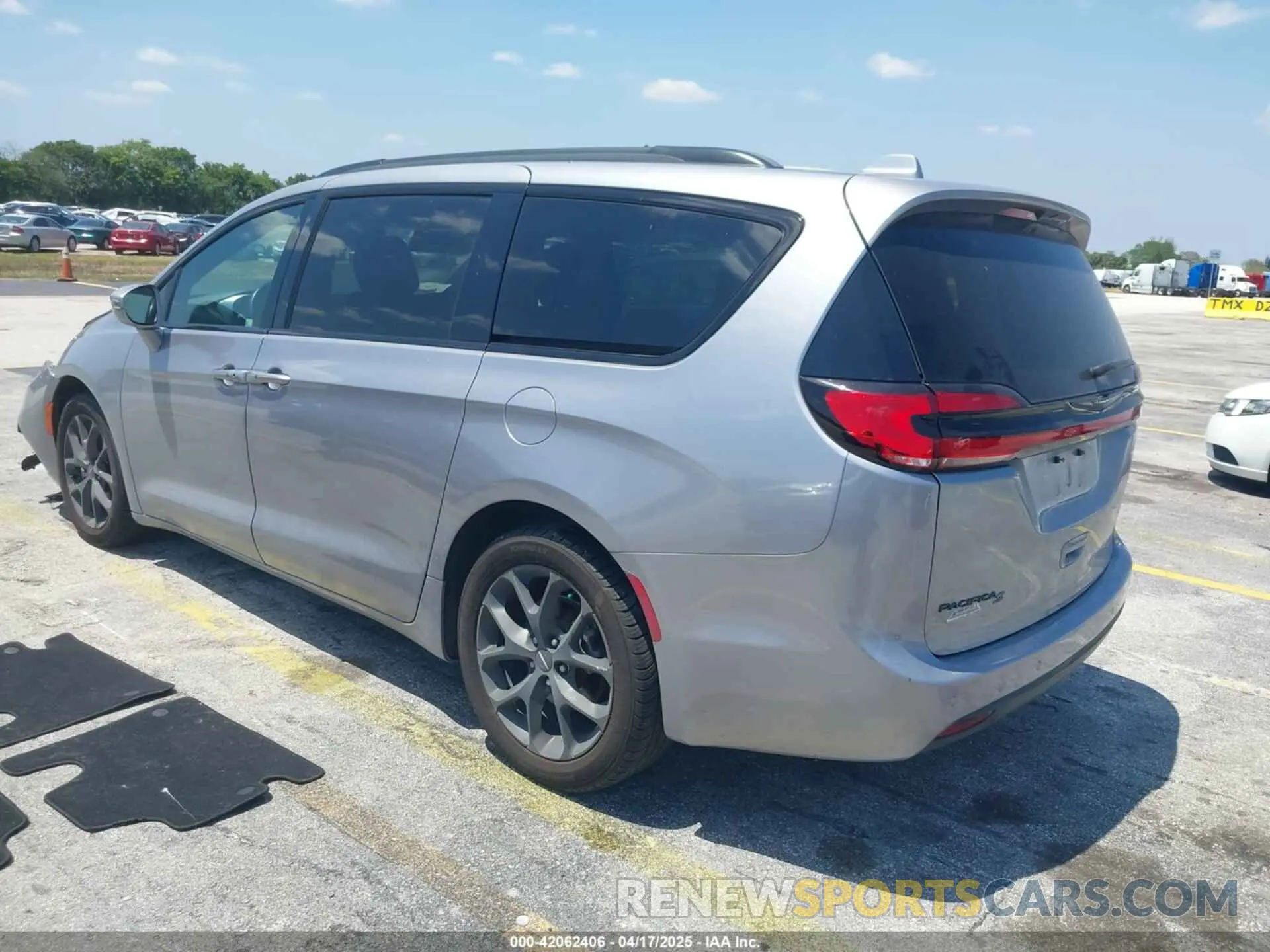 3 Фотография поврежденного автомобиля 2C4RC1BG3MR591256 CHRYSLER PACIFICA 2021
