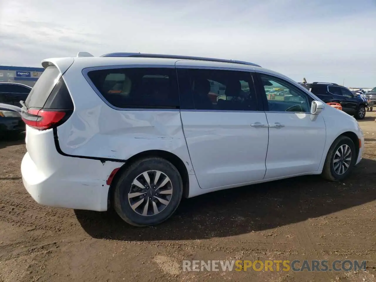 3 Фотография поврежденного автомобиля 2C4RC1BG4MR520194 CHRYSLER PACIFICA 2021