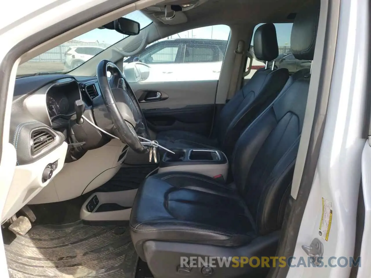 7 Фотография поврежденного автомобиля 2C4RC1BG4MR520194 CHRYSLER PACIFICA 2021