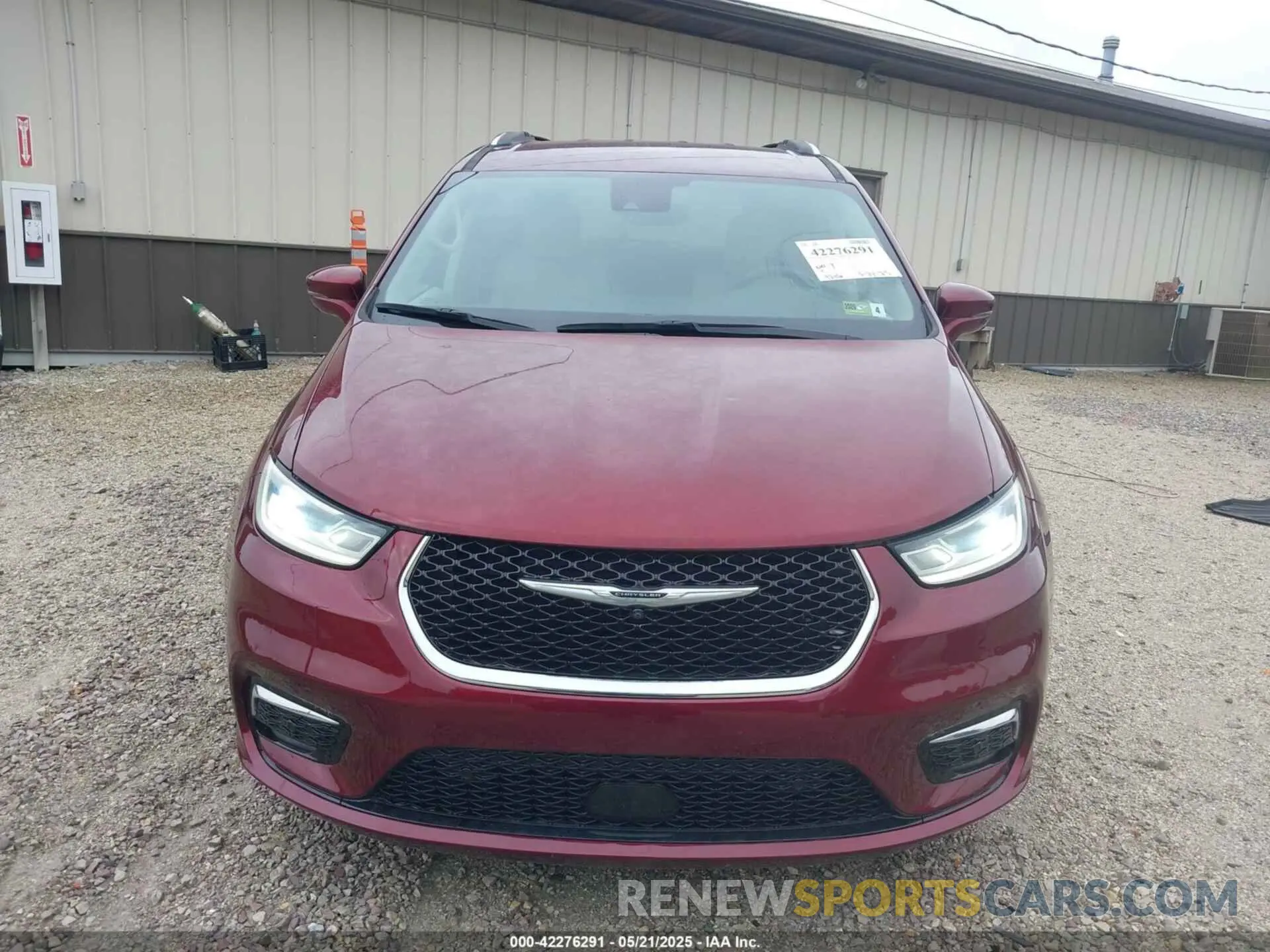 12 Photograph of a damaged car 2C4RC1BG4MR578113 CHRYSLER PACIFICA 2021