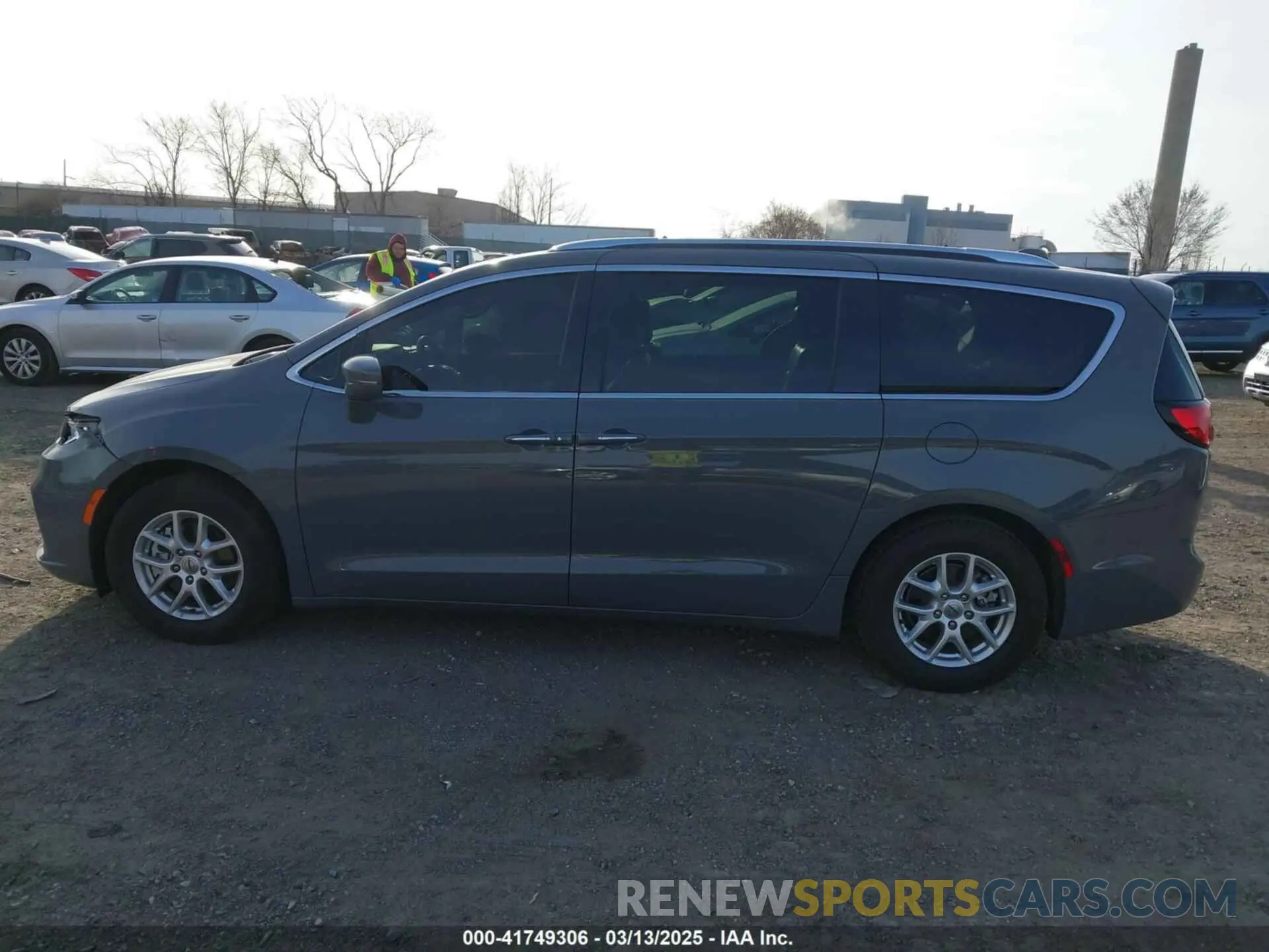 14 Photograph of a damaged car 2C4RC1BG4MR598328 CHRYSLER PACIFICA 2021