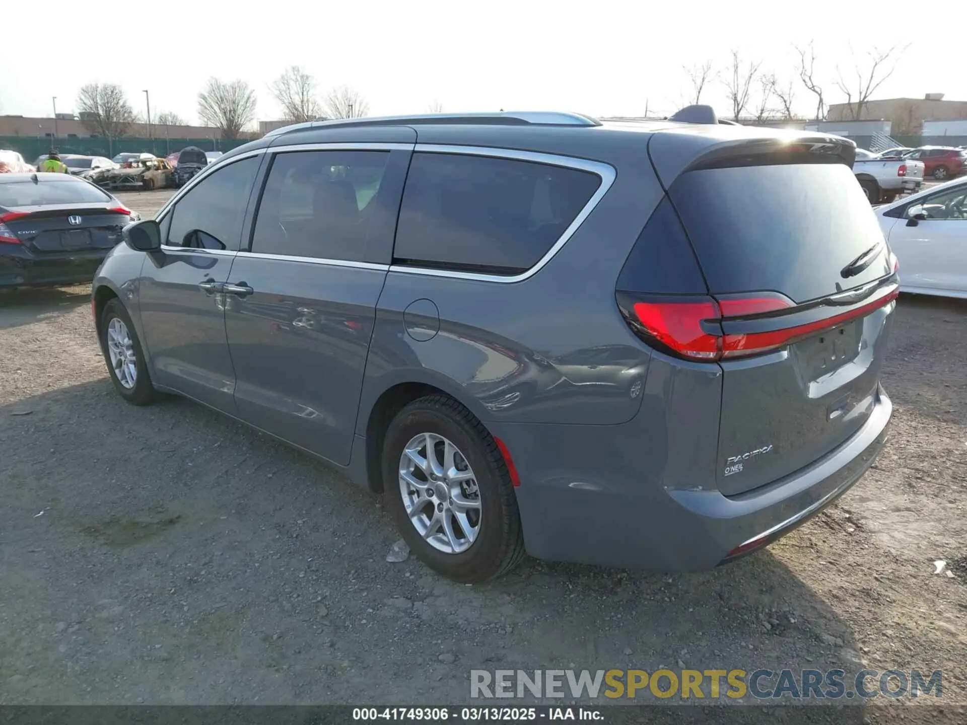 3 Photograph of a damaged car 2C4RC1BG4MR598328 CHRYSLER PACIFICA 2021
