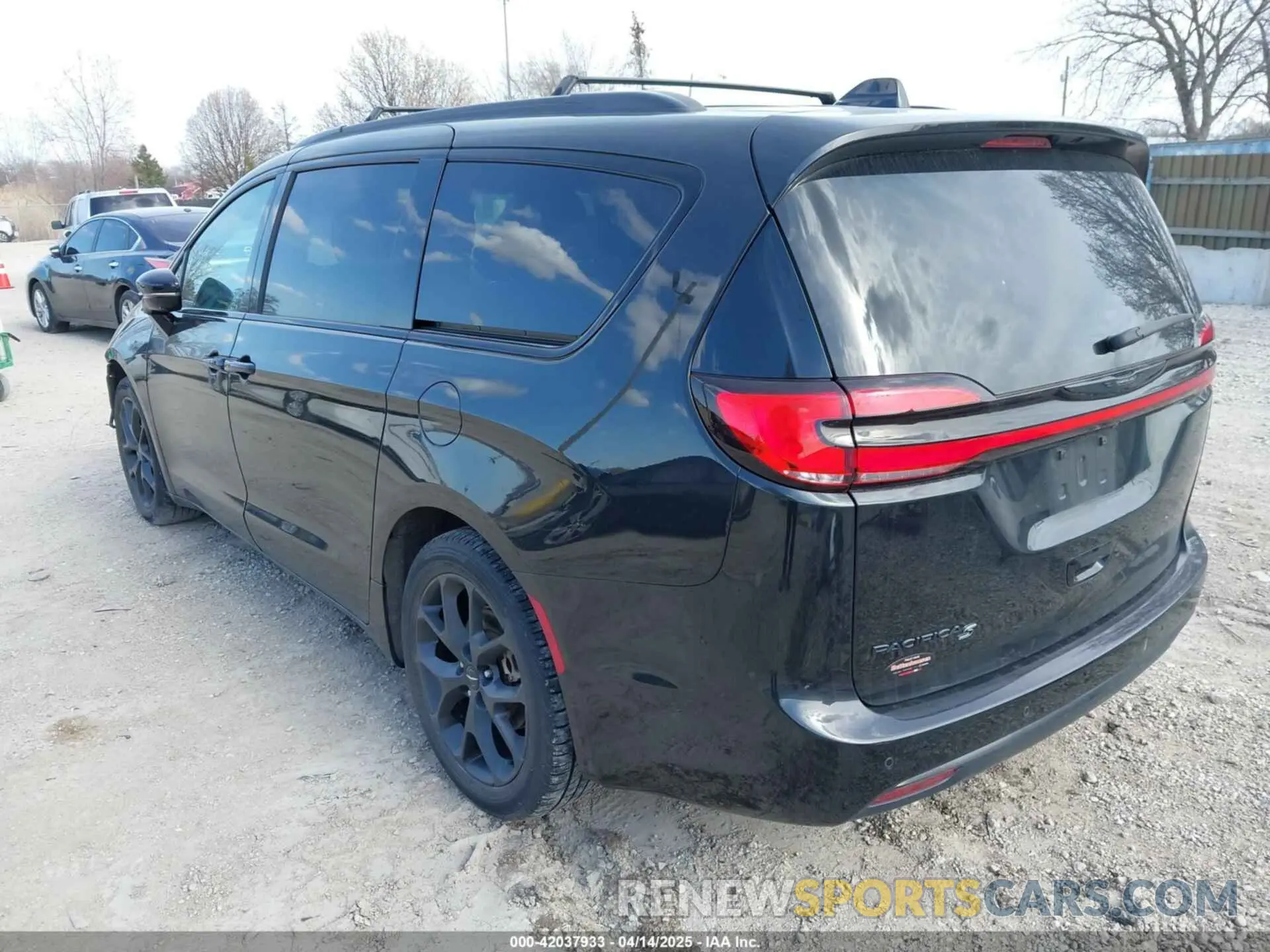 3 Фотография поврежденного автомобиля 2C4RC1BG5MR559795 CHRYSLER PACIFICA 2021