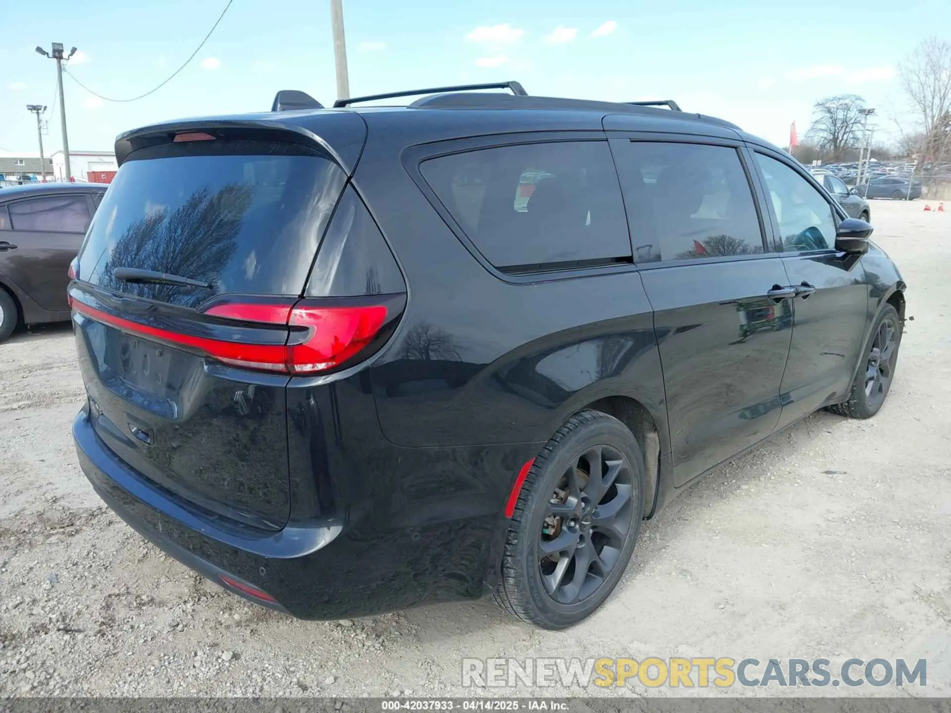 4 Фотография поврежденного автомобиля 2C4RC1BG5MR559795 CHRYSLER PACIFICA 2021