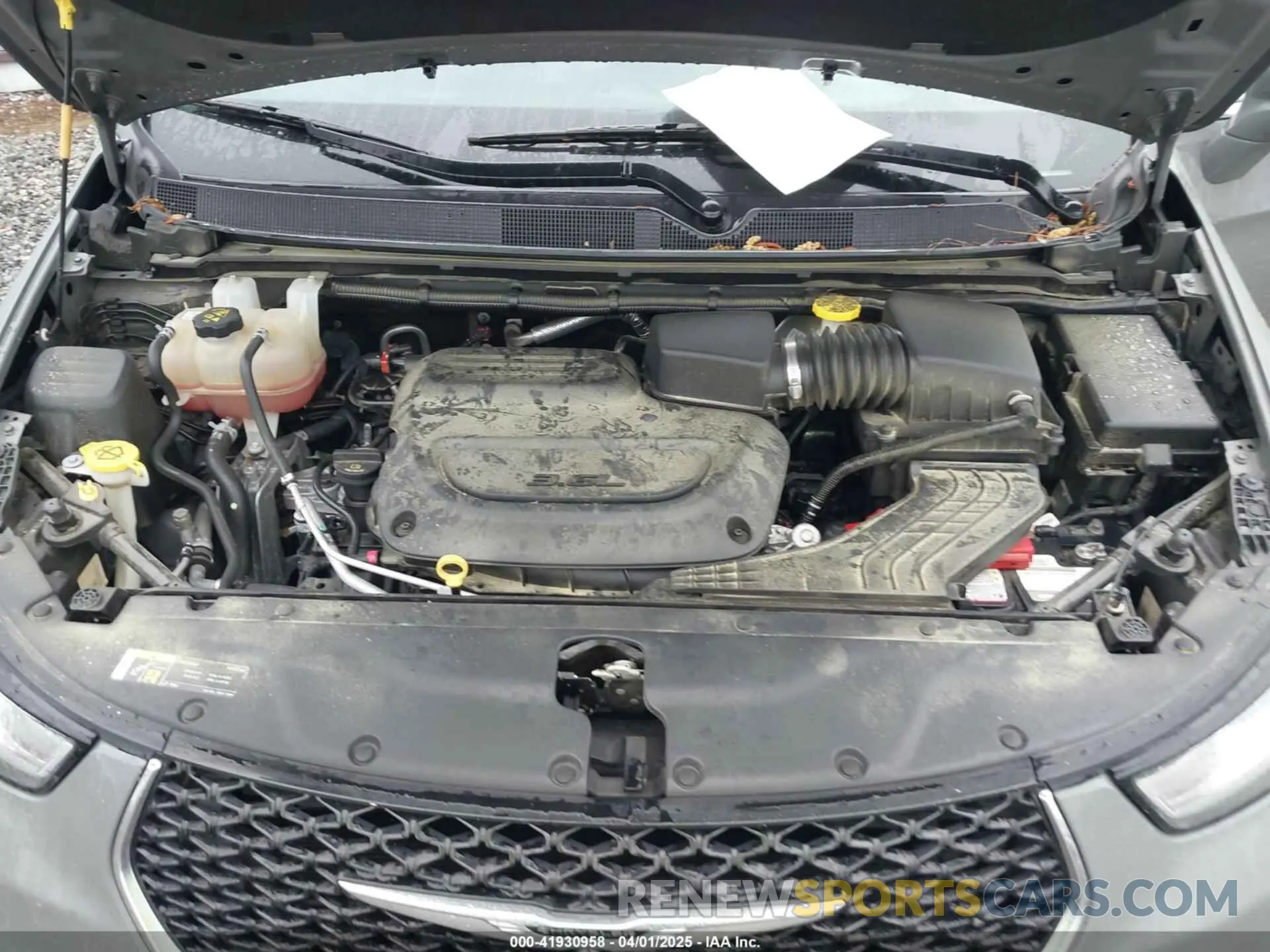10 Photograph of a damaged car 2C4RC1BG6MR528734 CHRYSLER PACIFICA 2021