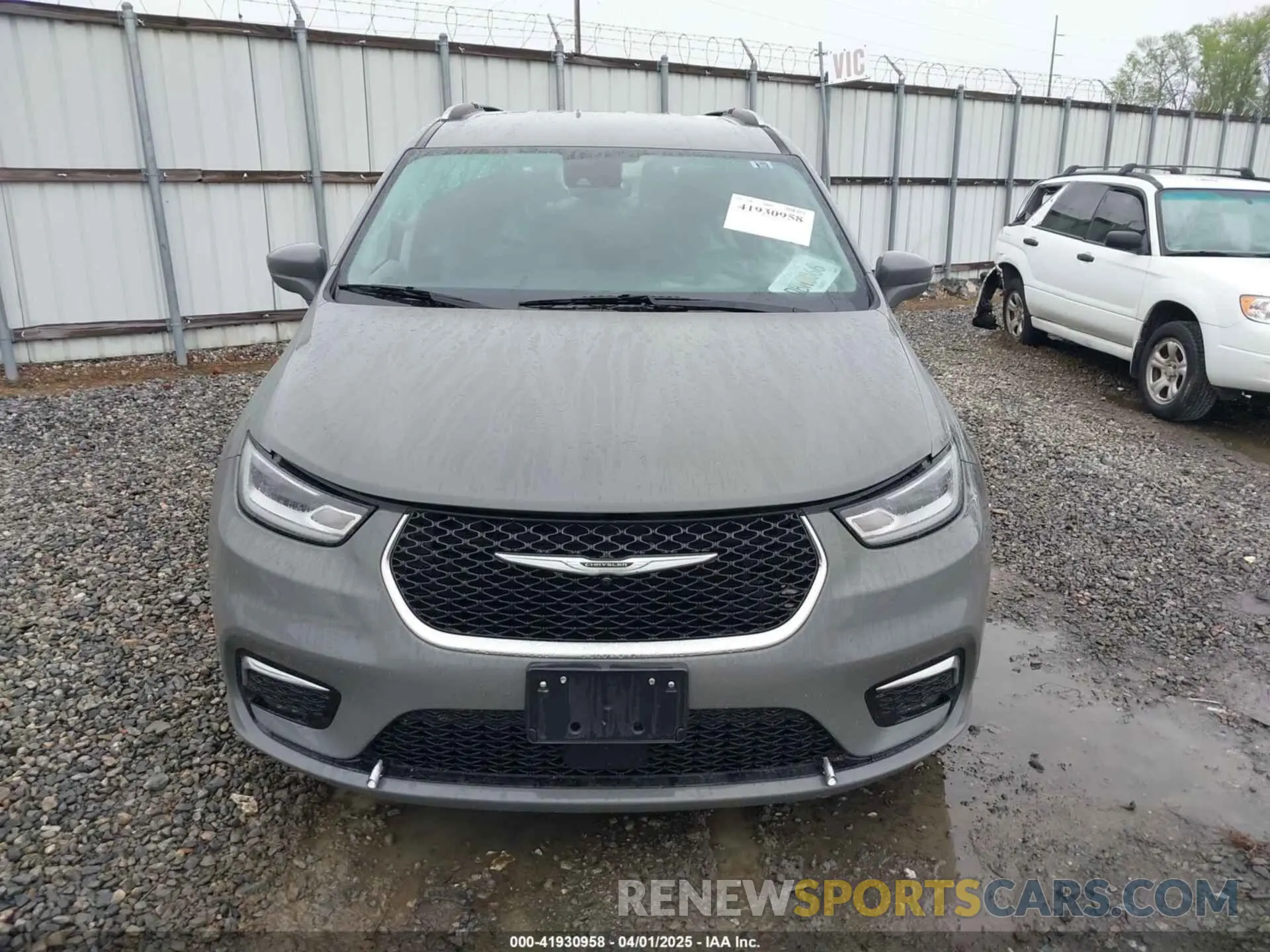 12 Photograph of a damaged car 2C4RC1BG6MR528734 CHRYSLER PACIFICA 2021