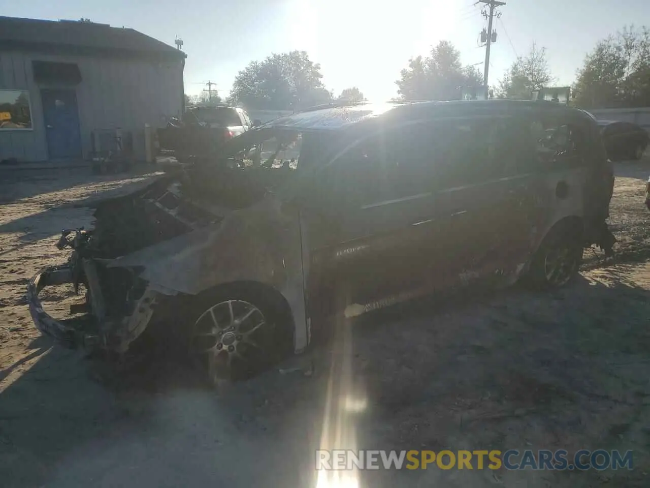 1 Photograph of a damaged car 2C4RC1BG6MR552838 CHRYSLER PACIFICA 2021