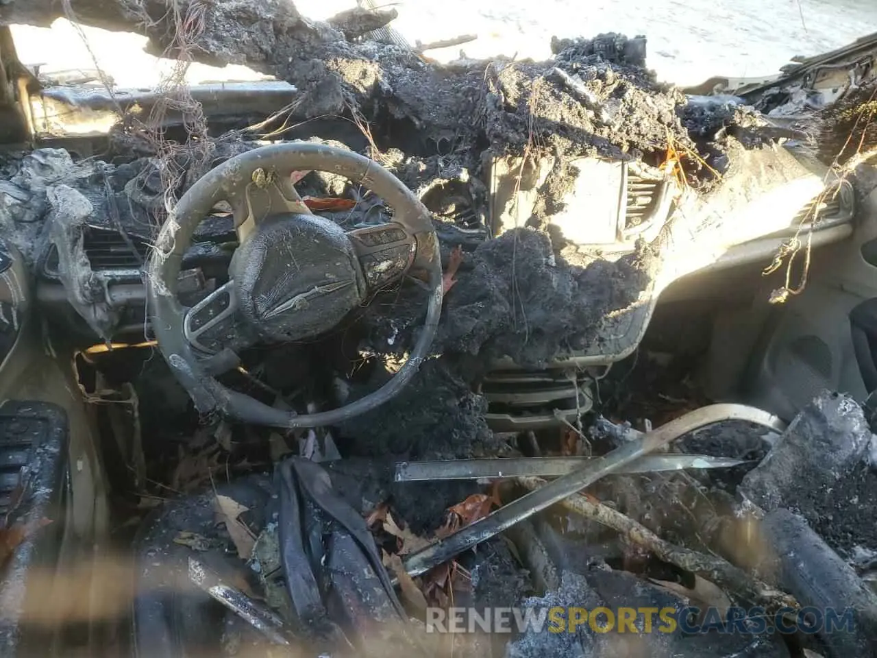 8 Photograph of a damaged car 2C4RC1BG6MR552838 CHRYSLER PACIFICA 2021