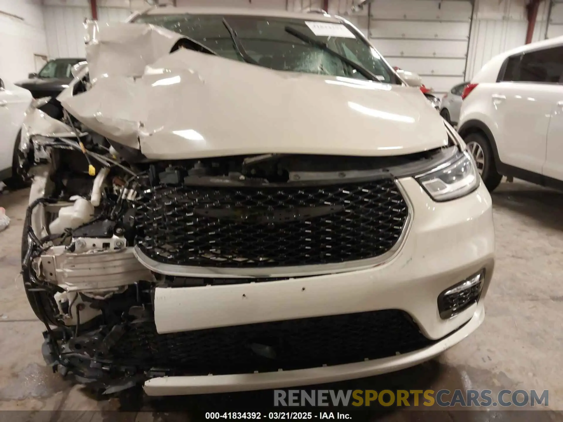 12 Фотография поврежденного автомобиля 2C4RC1BG7MR531772 CHRYSLER PACIFICA 2021