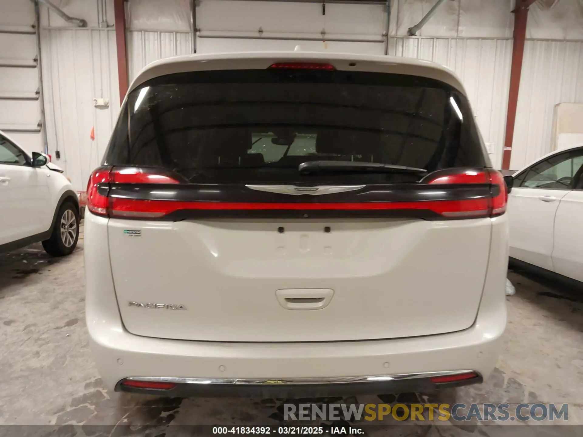16 Фотография поврежденного автомобиля 2C4RC1BG7MR531772 CHRYSLER PACIFICA 2021