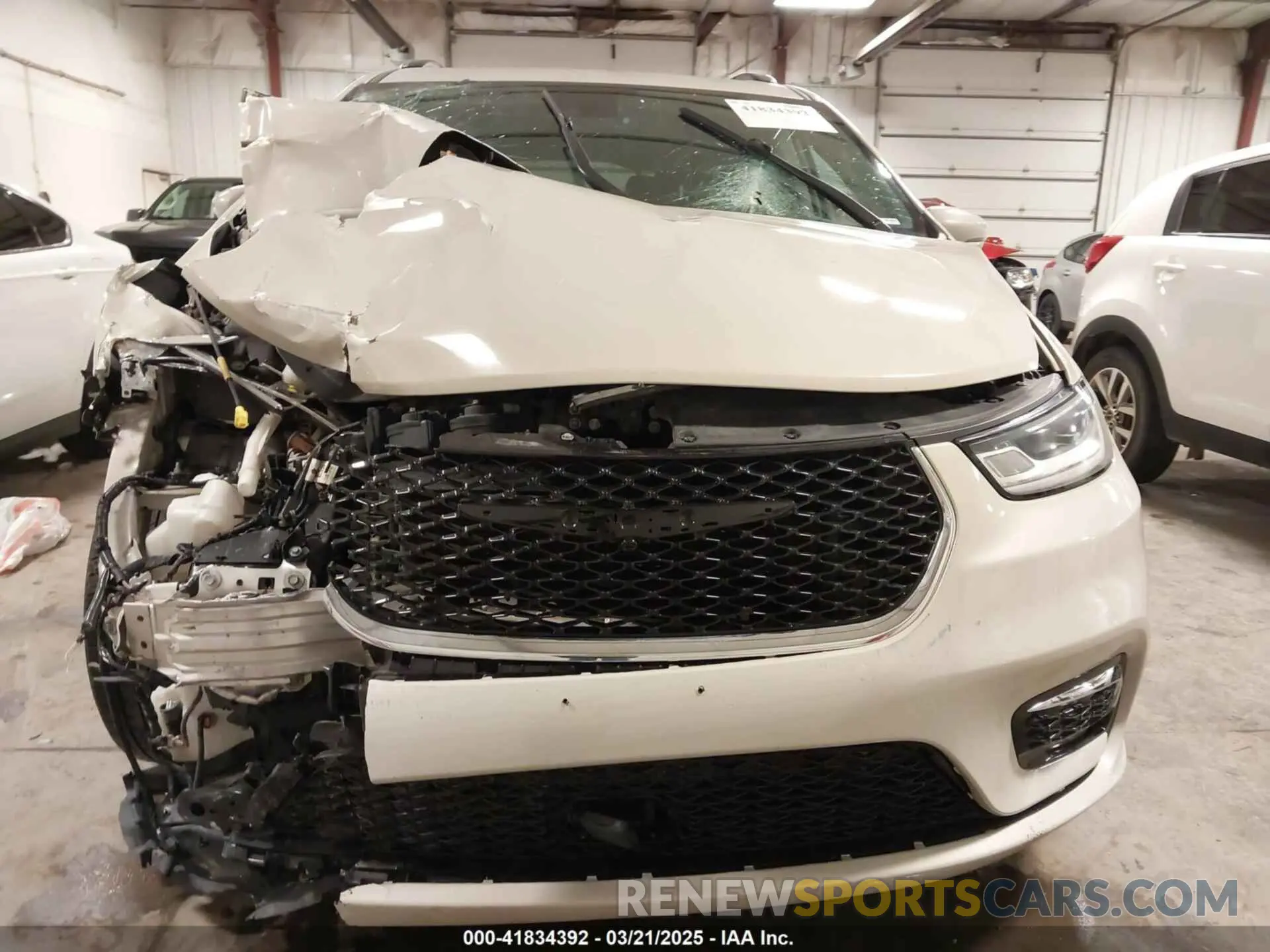 6 Фотография поврежденного автомобиля 2C4RC1BG7MR531772 CHRYSLER PACIFICA 2021