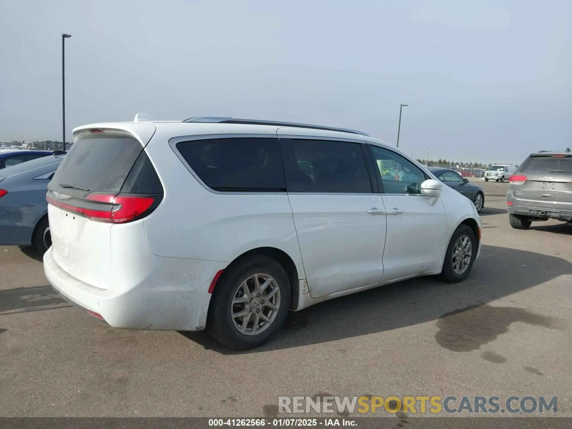 4 Фотография поврежденного автомобиля 2C4RC1BG7MR543484 CHRYSLER PACIFICA 2021