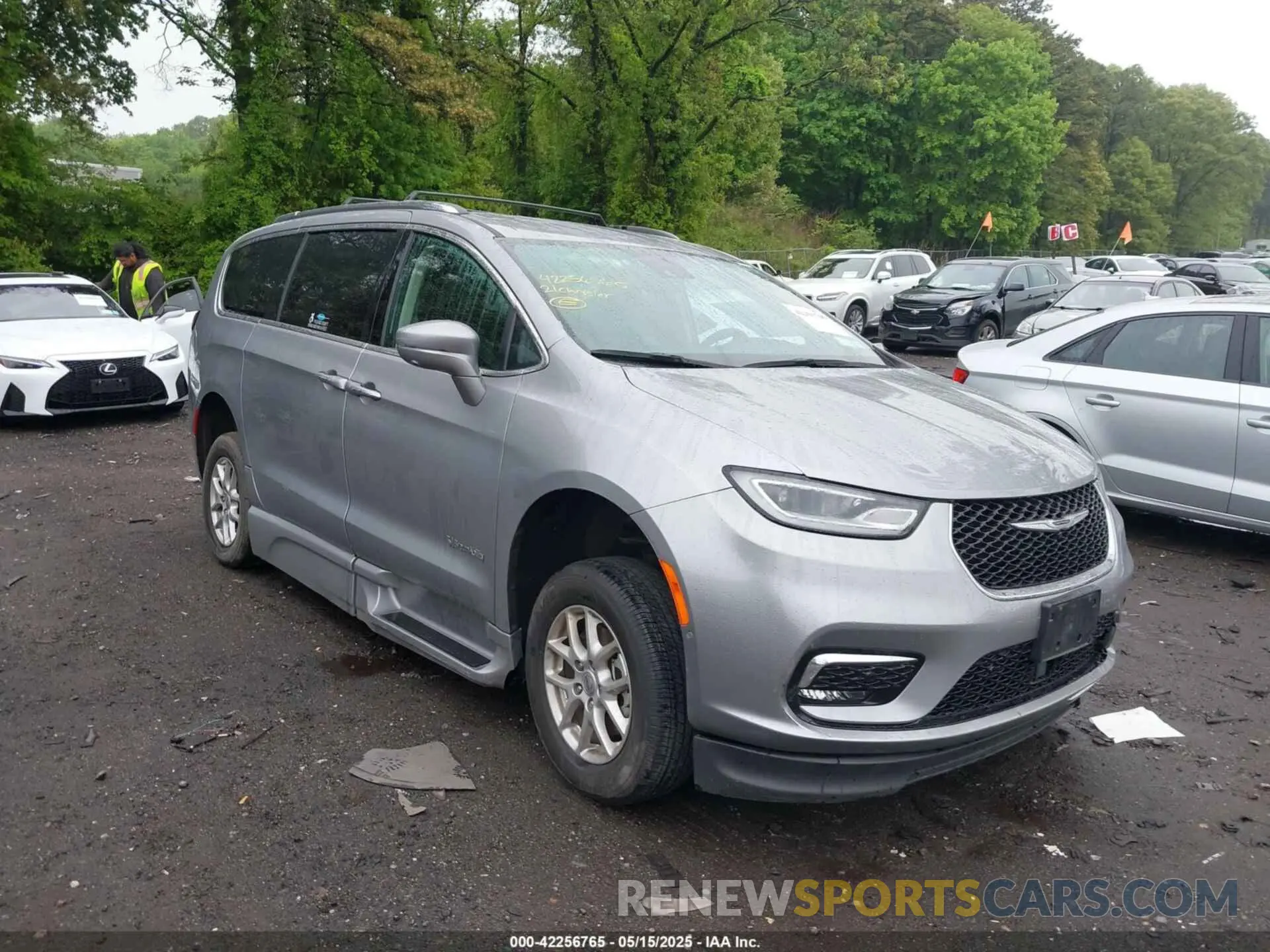1 Фотография поврежденного автомобиля 2C4RC1BG7MR591356 CHRYSLER PACIFICA 2021