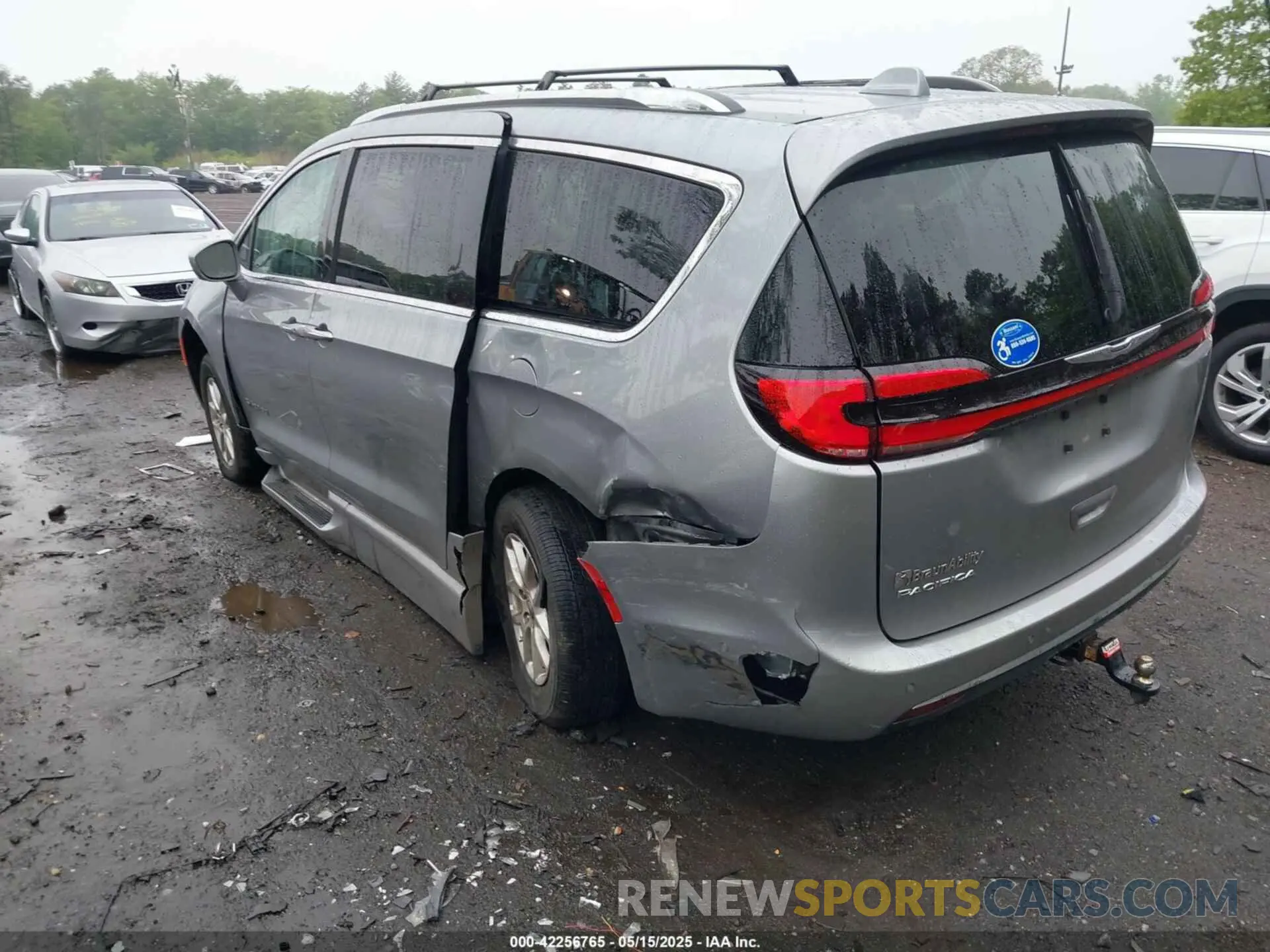 6 Фотография поврежденного автомобиля 2C4RC1BG7MR591356 CHRYSLER PACIFICA 2021
