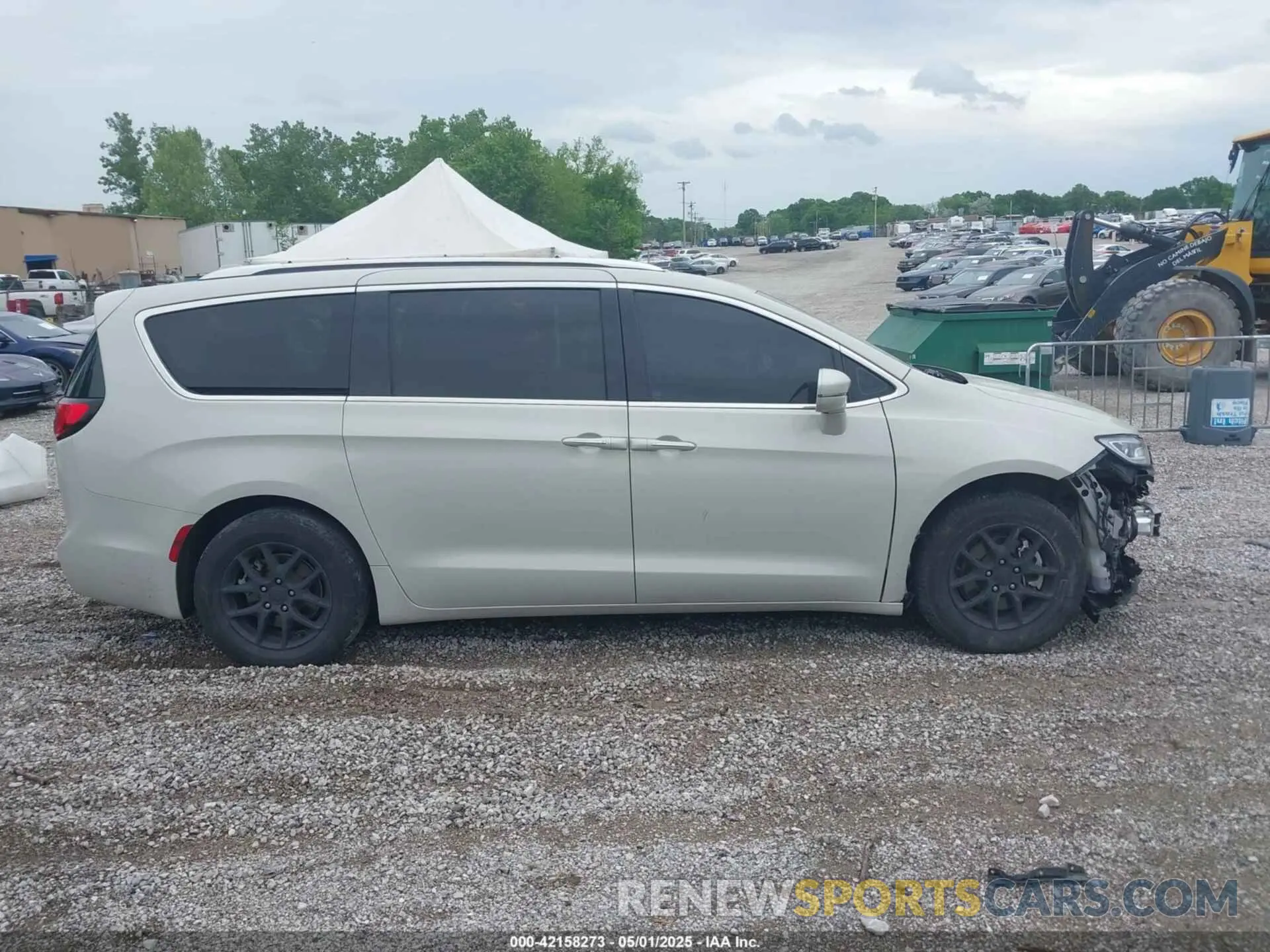 13 Photograph of a damaged car 2C4RC1BG8MR590961 CHRYSLER PACIFICA 2021