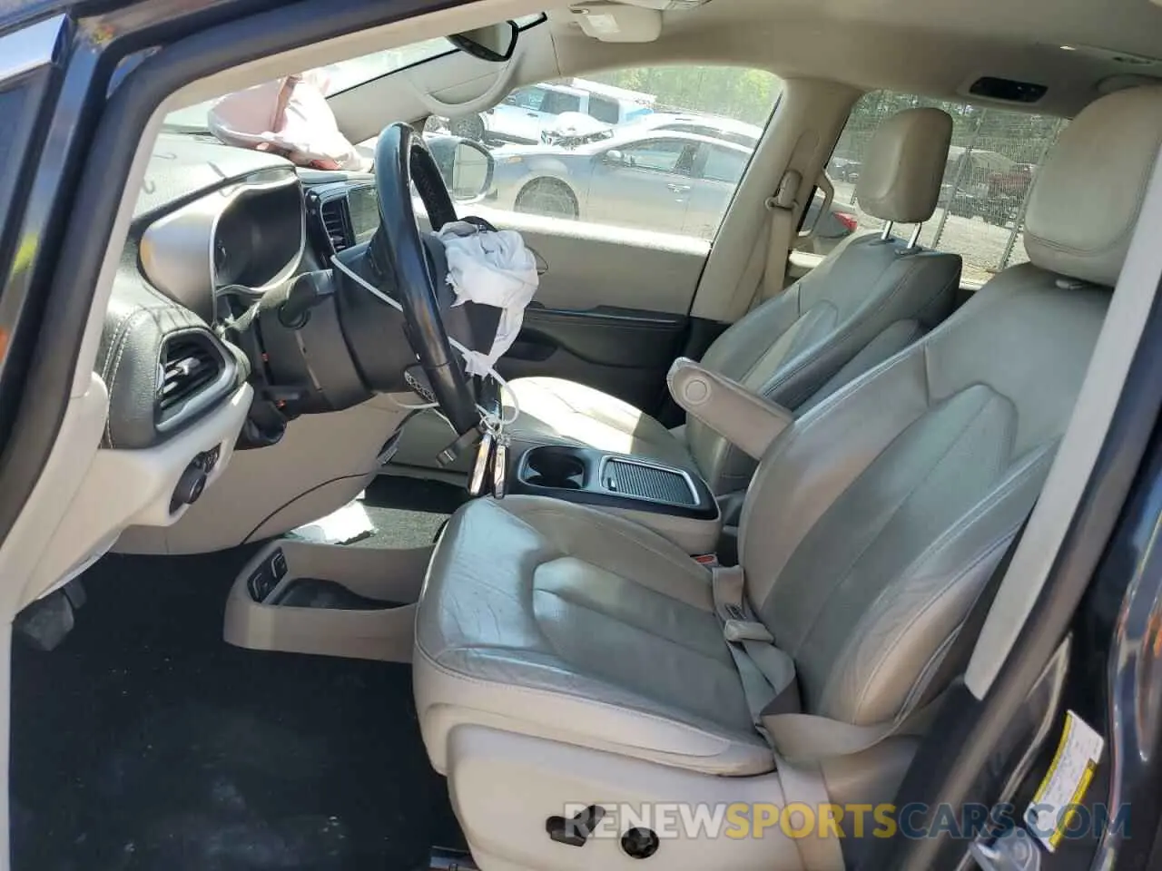 7 Photograph of a damaged car 2C4RC1BGXMR515940 CHRYSLER PACIFICA 2021