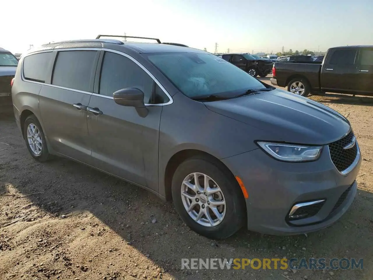 4 Photograph of a damaged car 2C4RC1BGXMR533340 CHRYSLER PACIFICA 2021