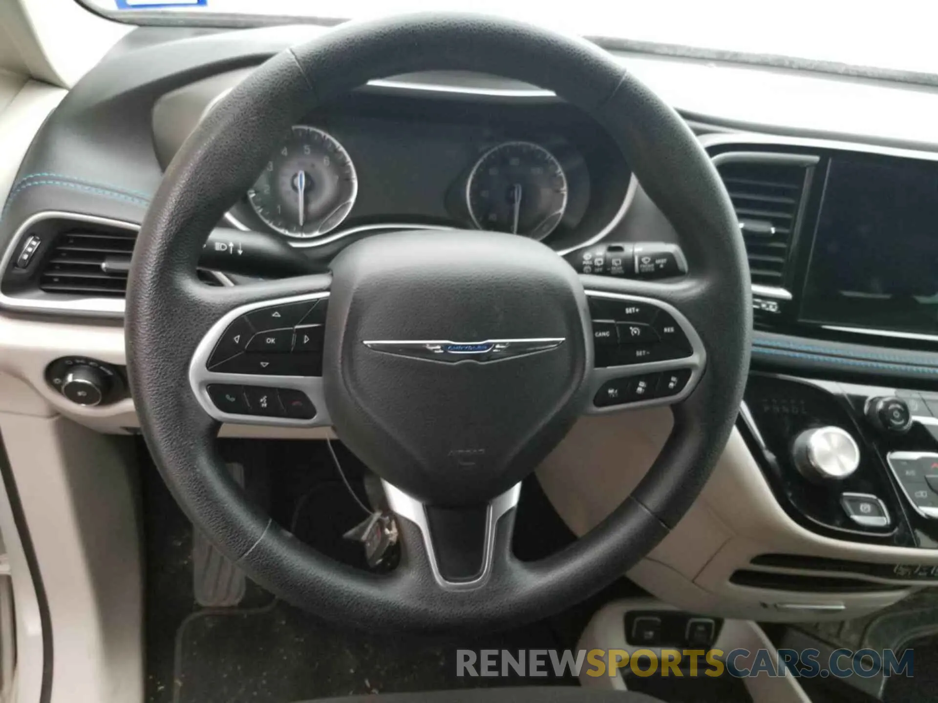 1 Фотография поврежденного автомобиля 2C4RC1FG5MR503463 CHRYSLER PACIFICA 2021