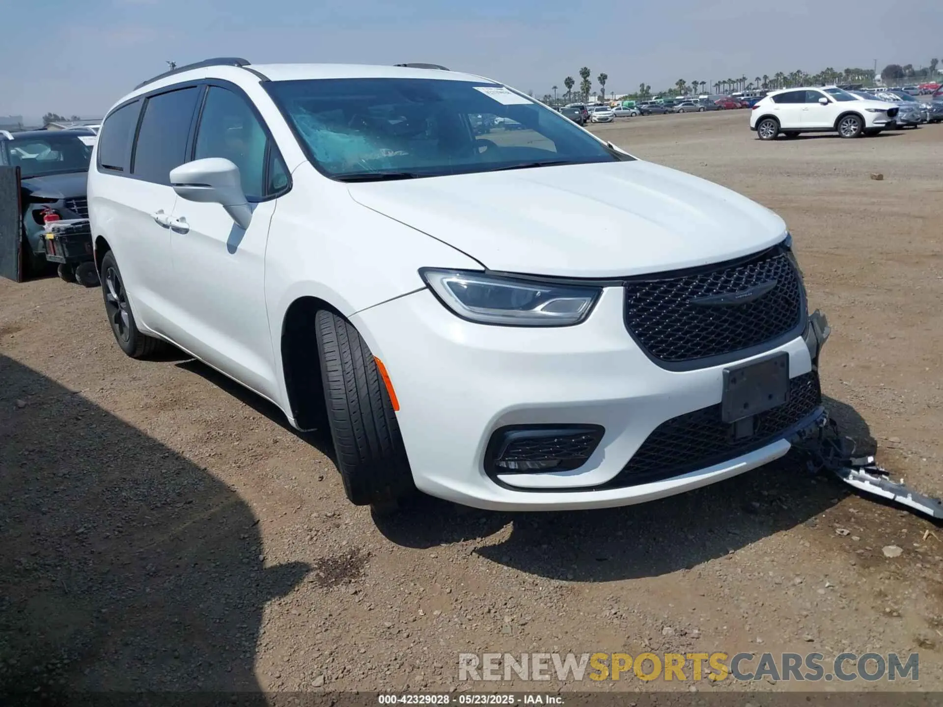 1 Фотография поврежденного автомобиля 2C4RC1FG7MR605587 CHRYSLER PACIFICA 2021