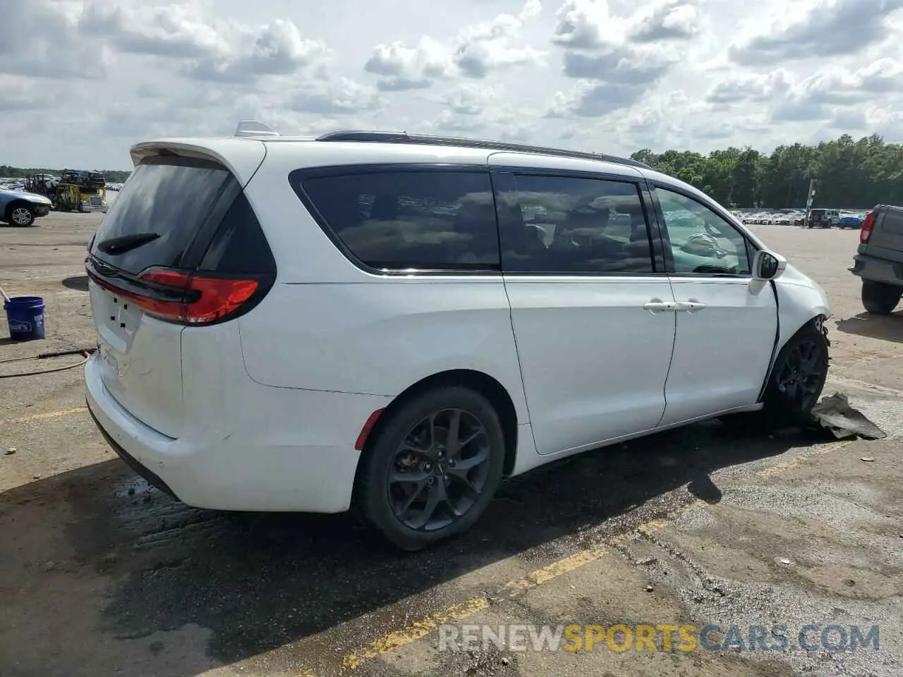 3 Фотография поврежденного автомобиля 2C4RC1FG8MR517244 CHRYSLER PACIFICA 2021