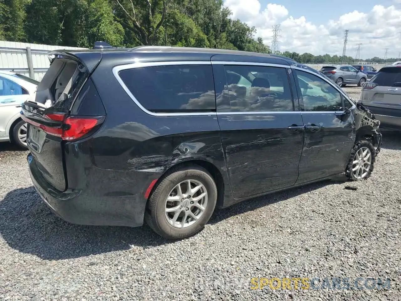 3 Фотография поврежденного автомобиля 2C4RC1FG8MR535372 CHRYSLER PACIFICA 2021