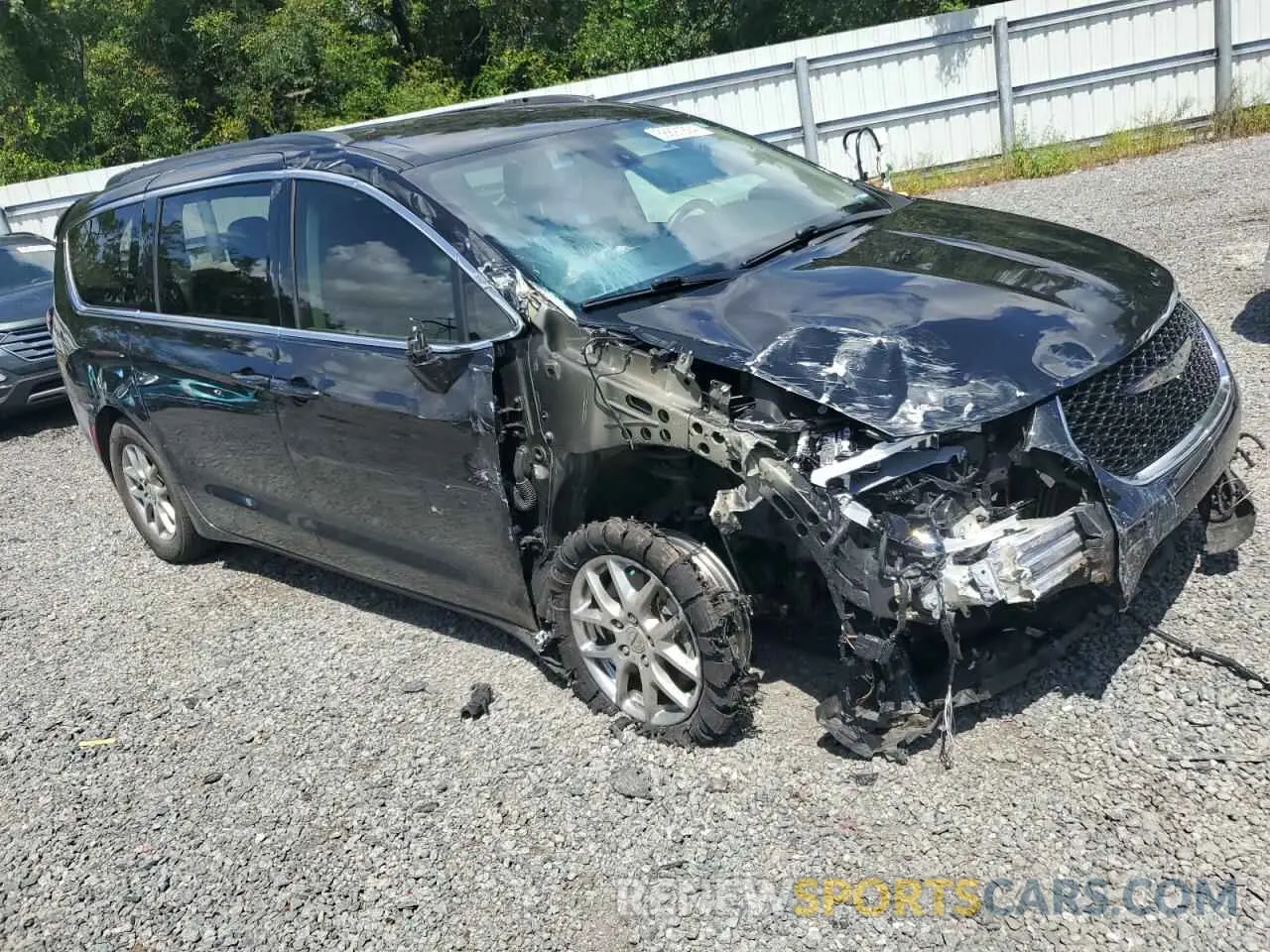 4 Фотография поврежденного автомобиля 2C4RC1FG8MR535372 CHRYSLER PACIFICA 2021