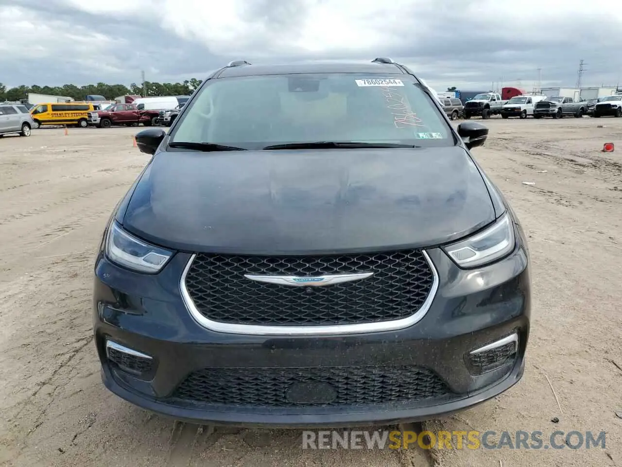 5 Photograph of a damaged car 2C4RC1L70MR525066 CHRYSLER PACIFICA 2021