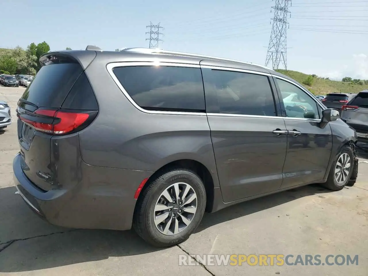 3 Фотография поврежденного автомобиля 2C4RC1L70MR599183 CHRYSLER PACIFICA 2021