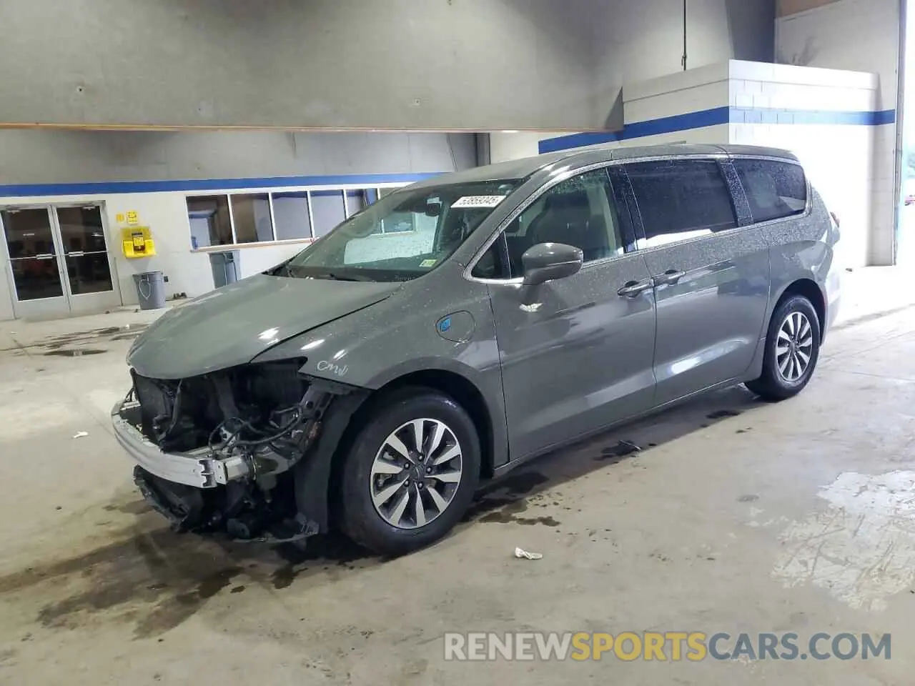 1 Photograph of a damaged car 2C4RC1L72MR596429 CHRYSLER PACIFICA 2021
