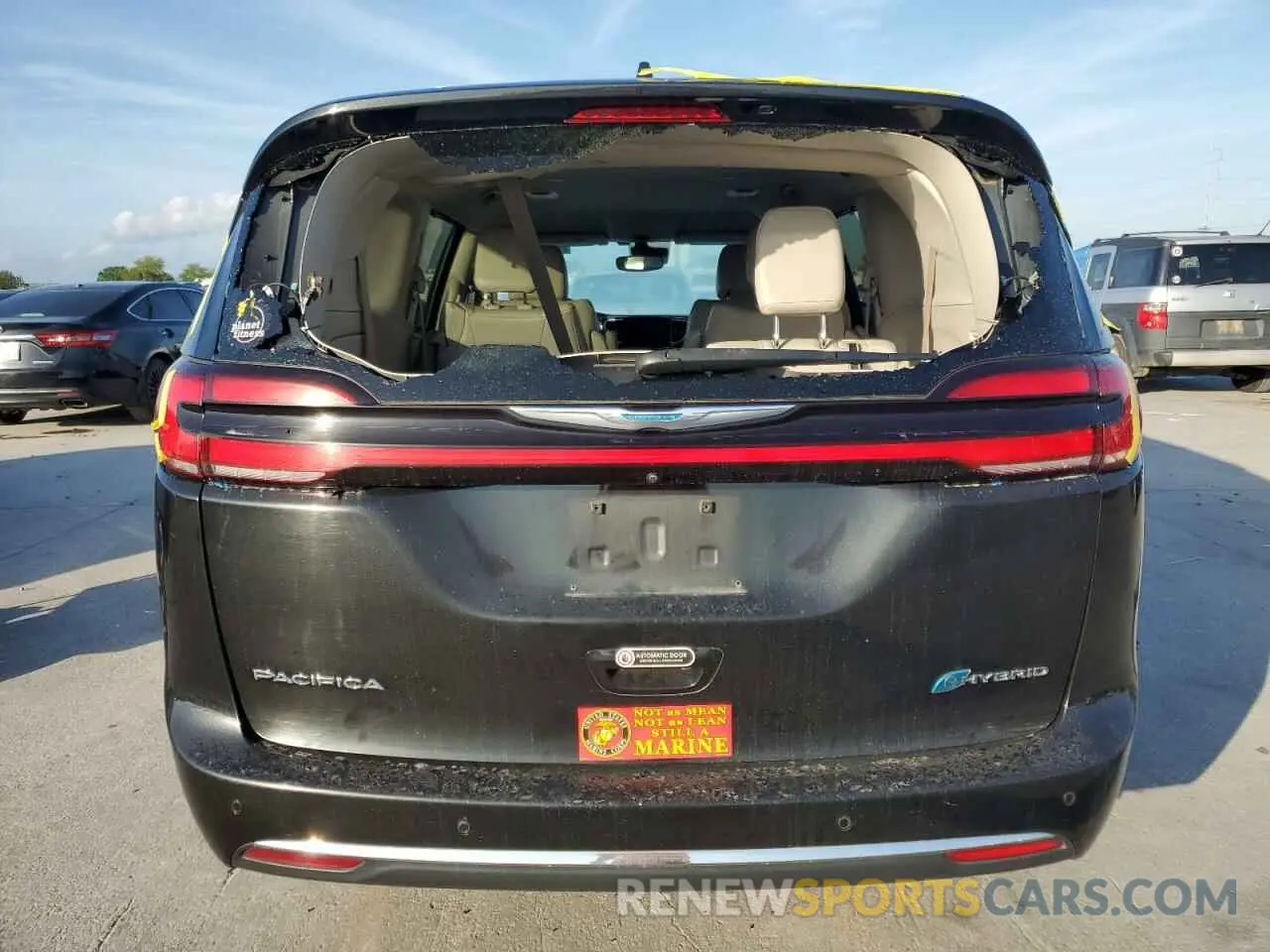 6 Photograph of a damaged car 2C4RC1L76MR578340 CHRYSLER PACIFICA 2021