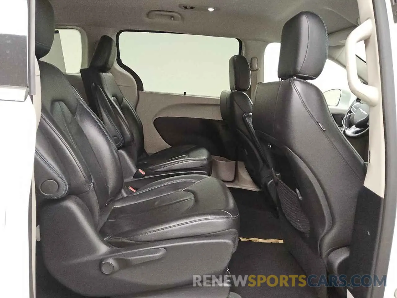 11 Фотография поврежденного автомобиля 2C4RC1L79MR576887 CHRYSLER PACIFICA 2021