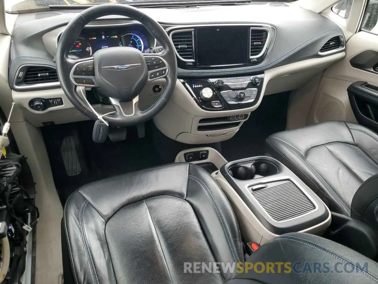 8 Фотография поврежденного автомобиля 2C4RC1L7XMR585887 CHRYSLER PACIFICA 2021