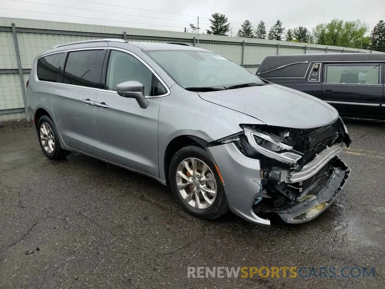4 Photograph of a damaged car 2C4RC3BG5MR554334 CHRYSLER PACIFICA 2021