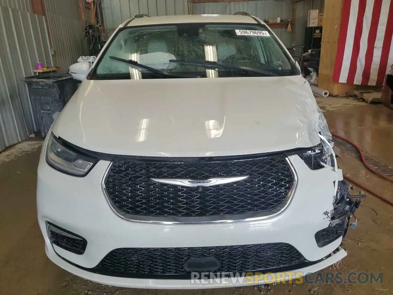 5 Photograph of a damaged car 2C4RC3BG5MR563860 CHRYSLER PACIFICA 2021