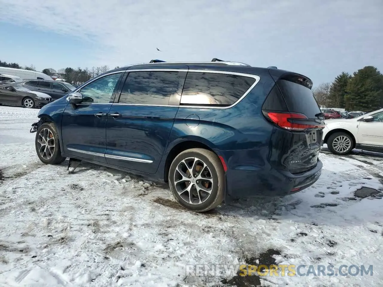 2 Photograph of a damaged car 2C4RC3GG3MR557693 CHRYSLER PACIFICA 2021