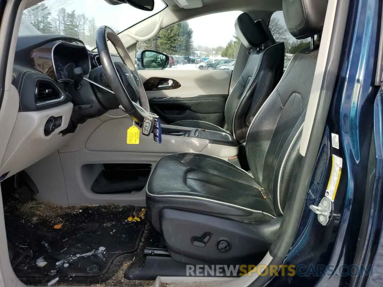 7 Photograph of a damaged car 2C4RC3GG3MR557693 CHRYSLER PACIFICA 2021