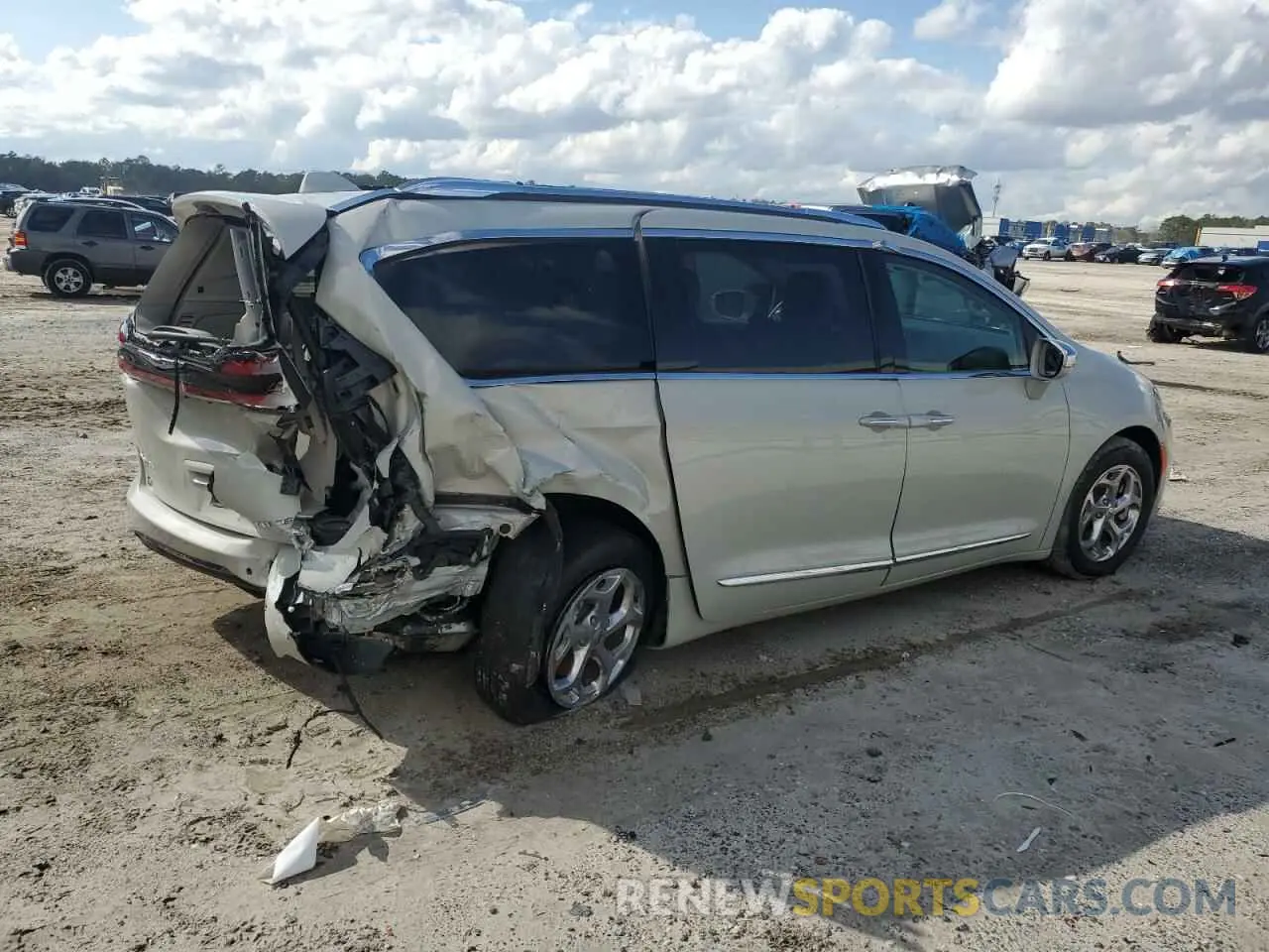 3 Photograph of a damaged car 2C4RC3GG3MR581749 CHRYSLER PACIFICA 2021