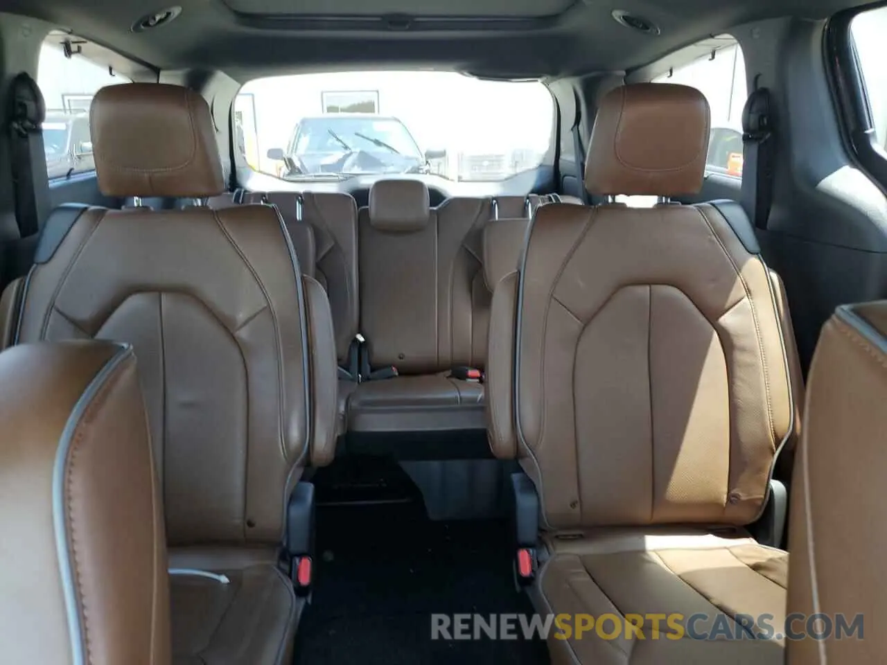 10 Фотография поврежденного автомобиля 2C4RC3GG3MR581931 CHRYSLER PACIFICA 2021