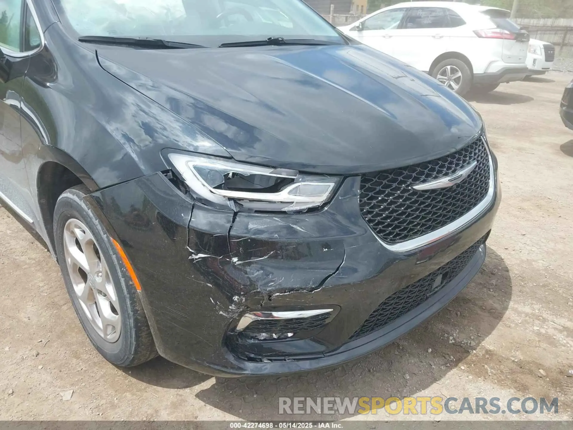 6 Photograph of a damaged car 2C4RC3GG8MR600117 CHRYSLER PACIFICA 2021
