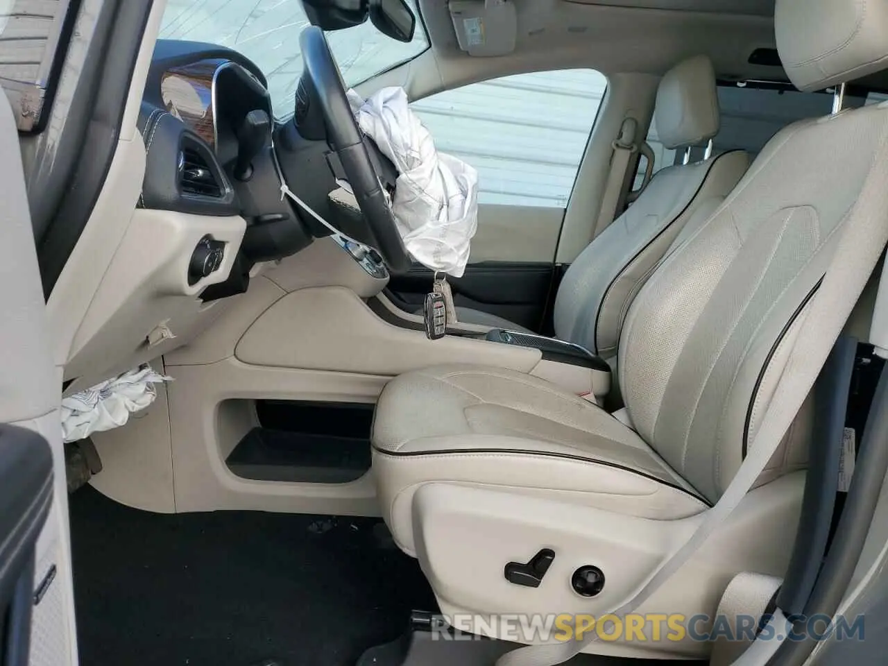 7 Photograph of a damaged car 2C4RC3GG9MR590603 CHRYSLER PACIFICA 2021
