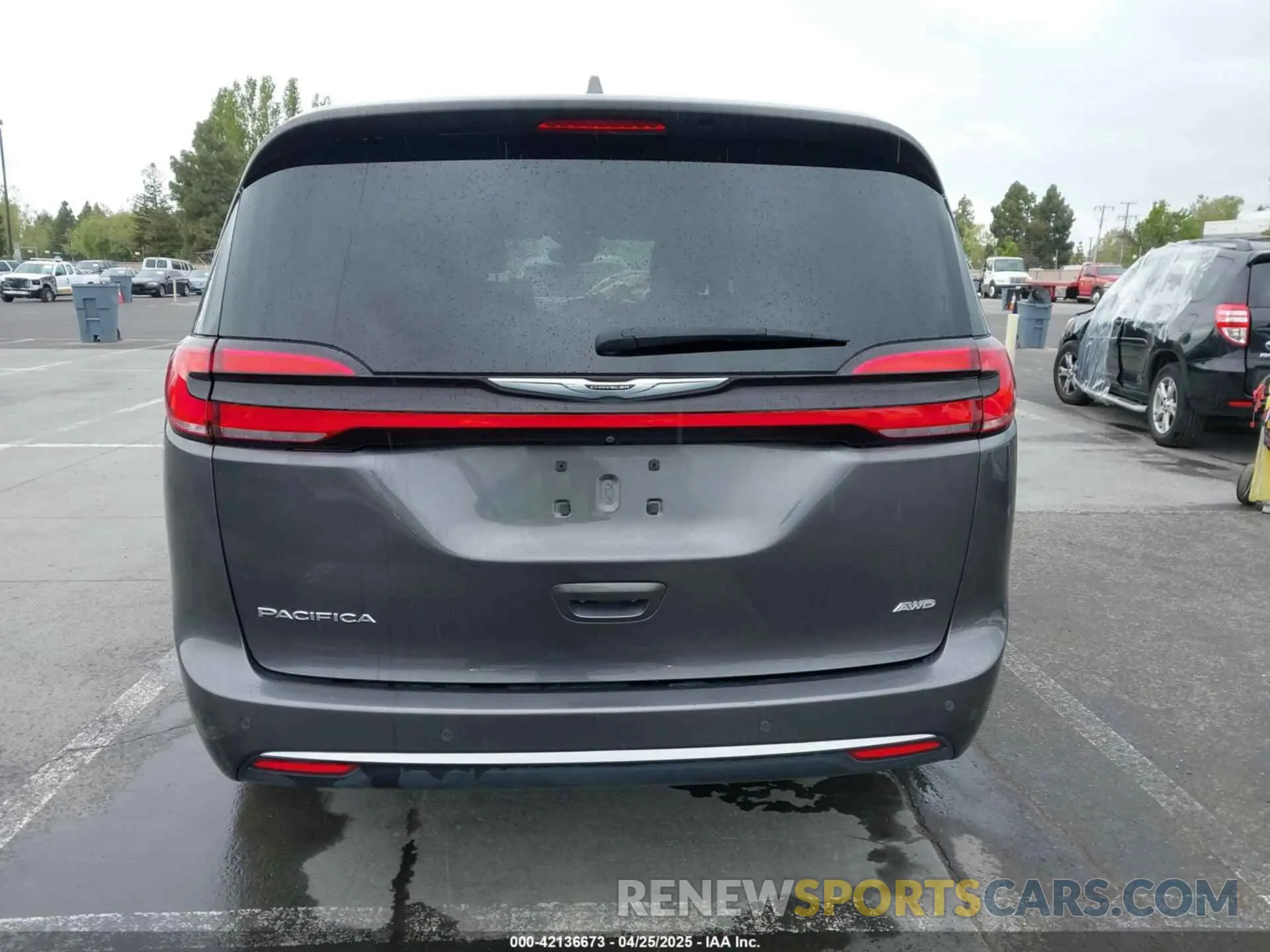 16 Photograph of a damaged car 2C4RC3PG5MR573202 CHRYSLER PACIFICA 2021