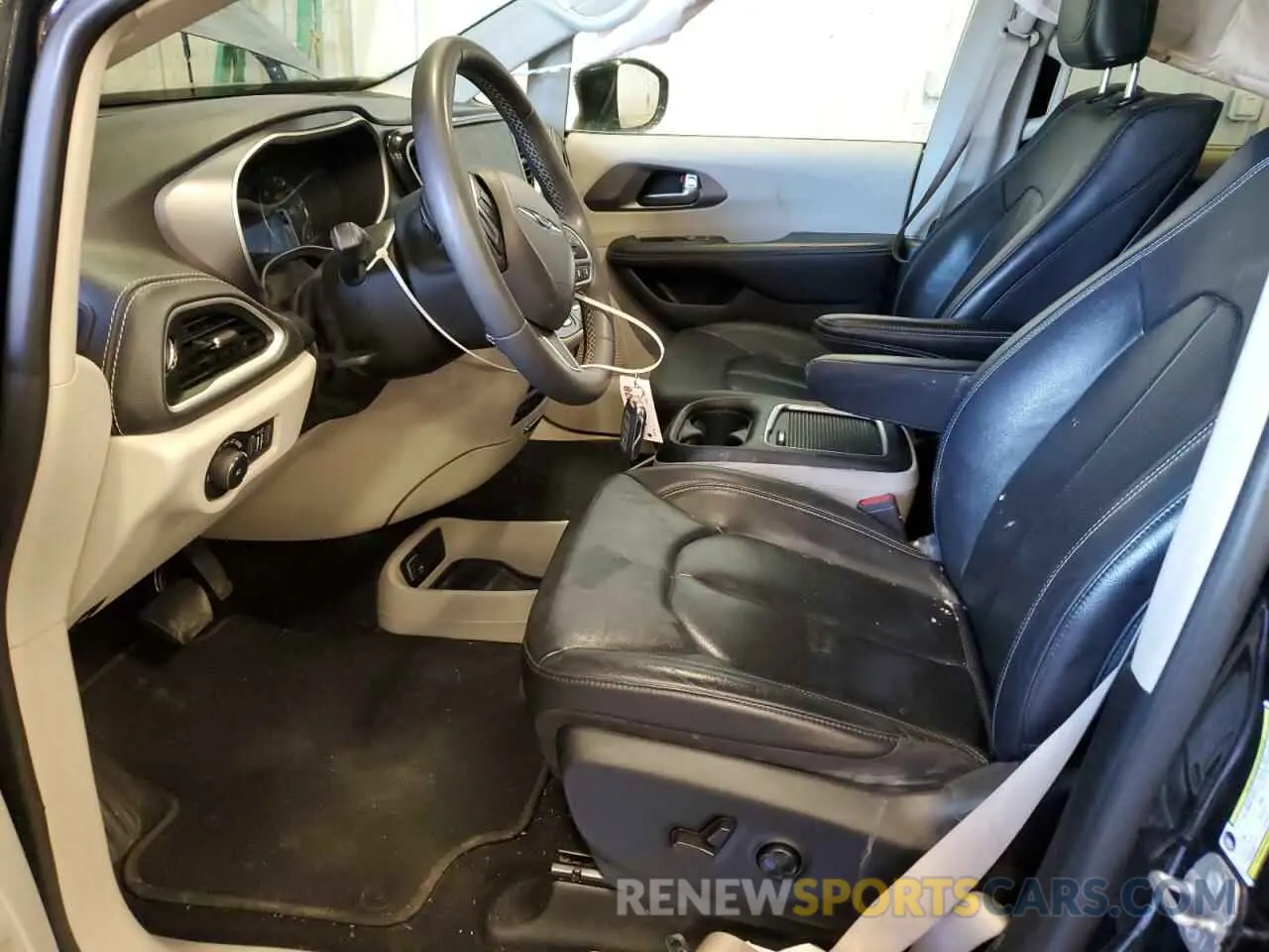 7 Photograph of a damaged car 2C4RC1BG0NR145972 CHRYSLER PACIFICA 2022