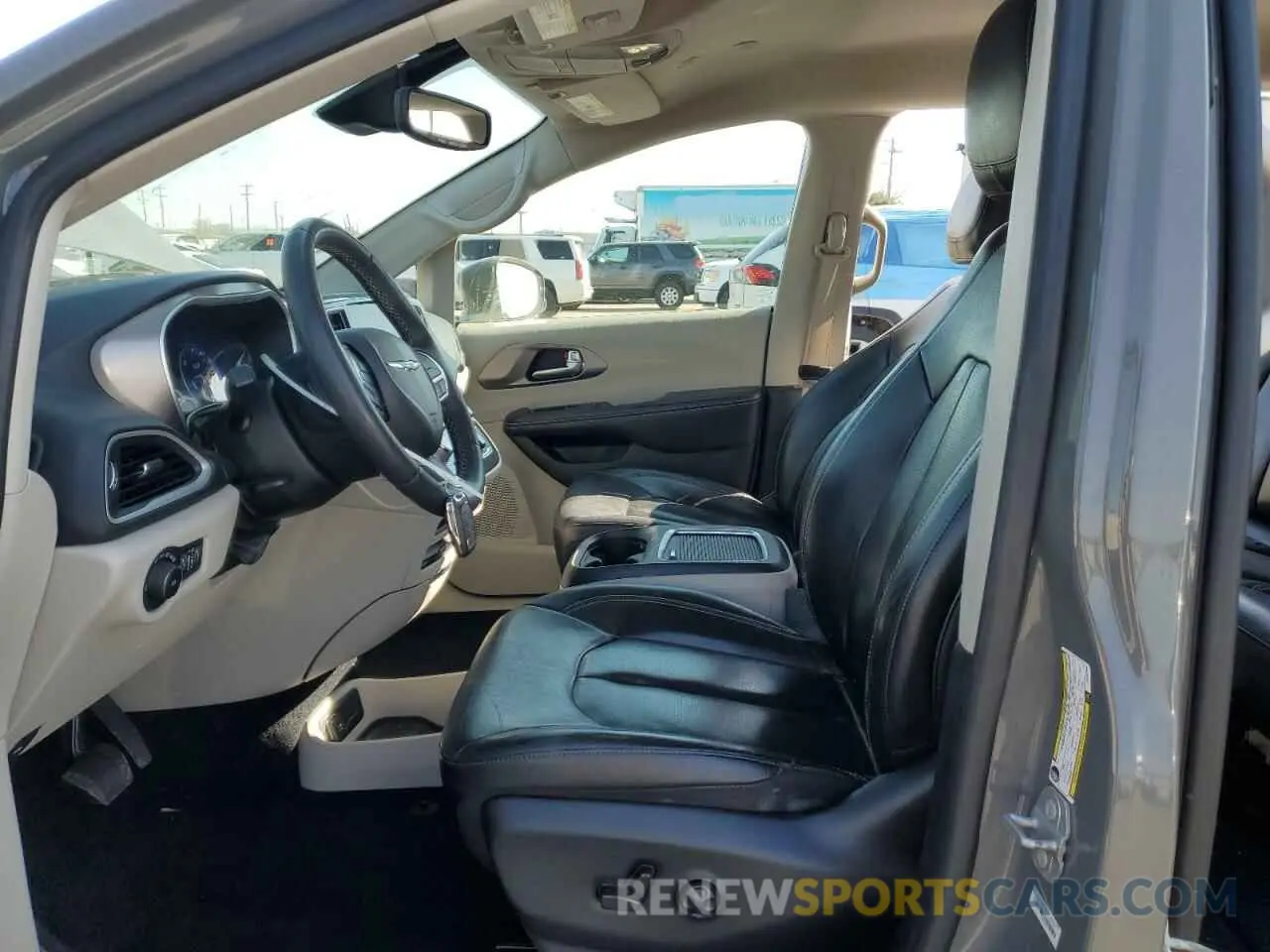 7 Photograph of a damaged car 2C4RC1BG0NR157555 CHRYSLER PACIFICA 2022