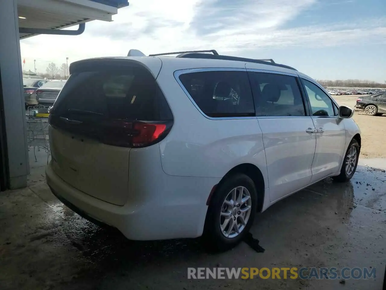 3 Фотография поврежденного автомобиля 2C4RC1BG0NR195335 CHRYSLER PACIFICA 2022