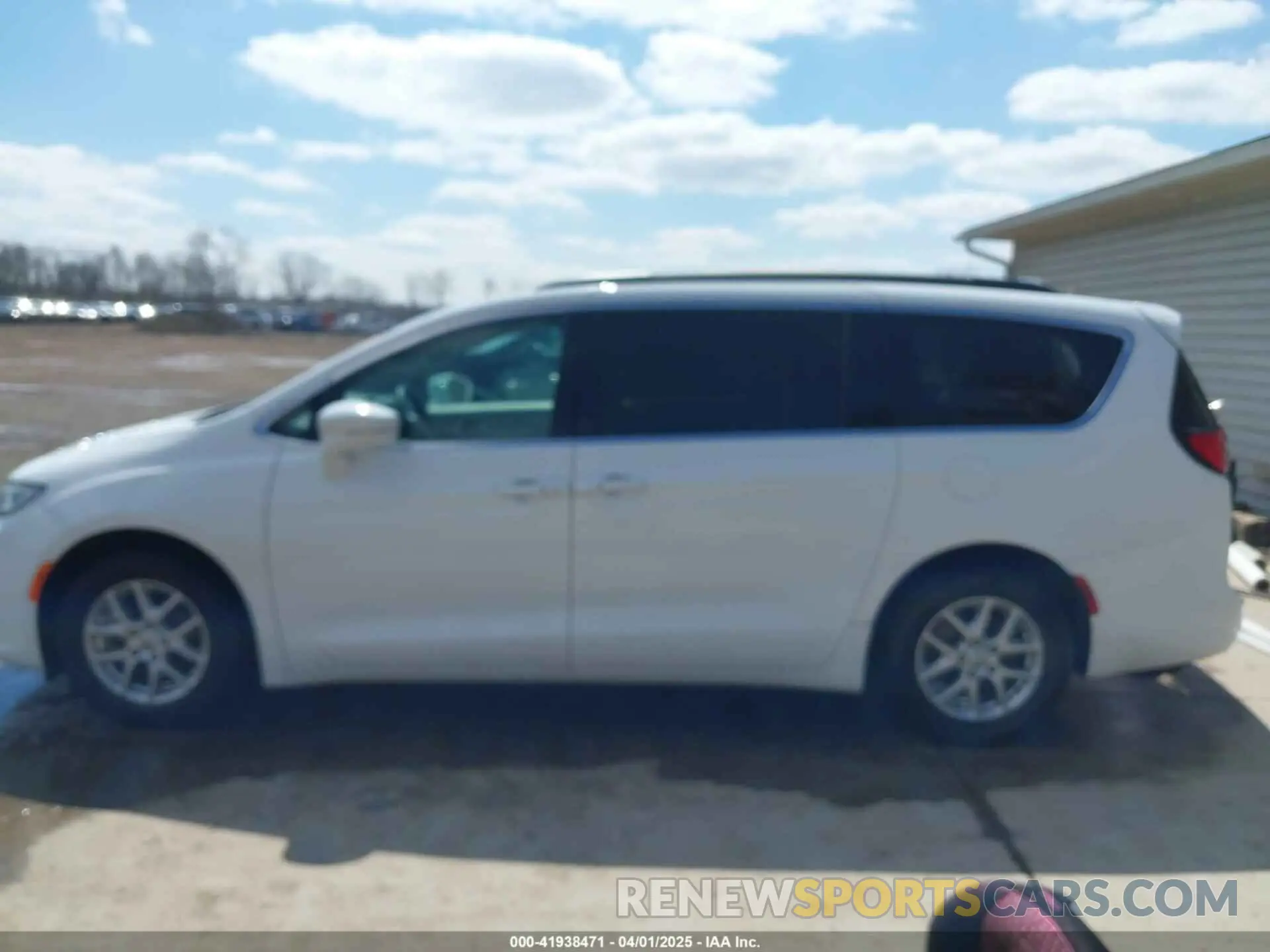 15 Фотография поврежденного автомобиля 2C4RC1BG0NR197859 CHRYSLER PACIFICA 2022